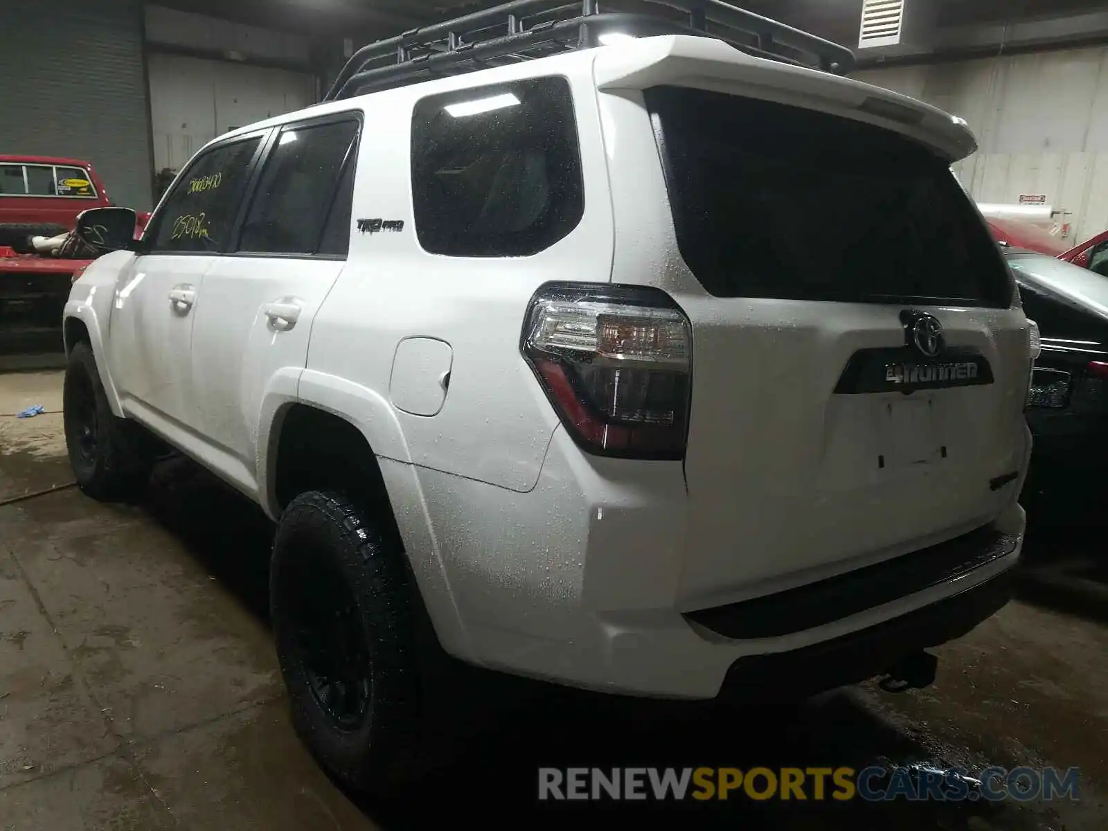 3 Фотография поврежденного автомобиля JTEBU5JR3K5620821 TOYOTA 4RUNNER 2019