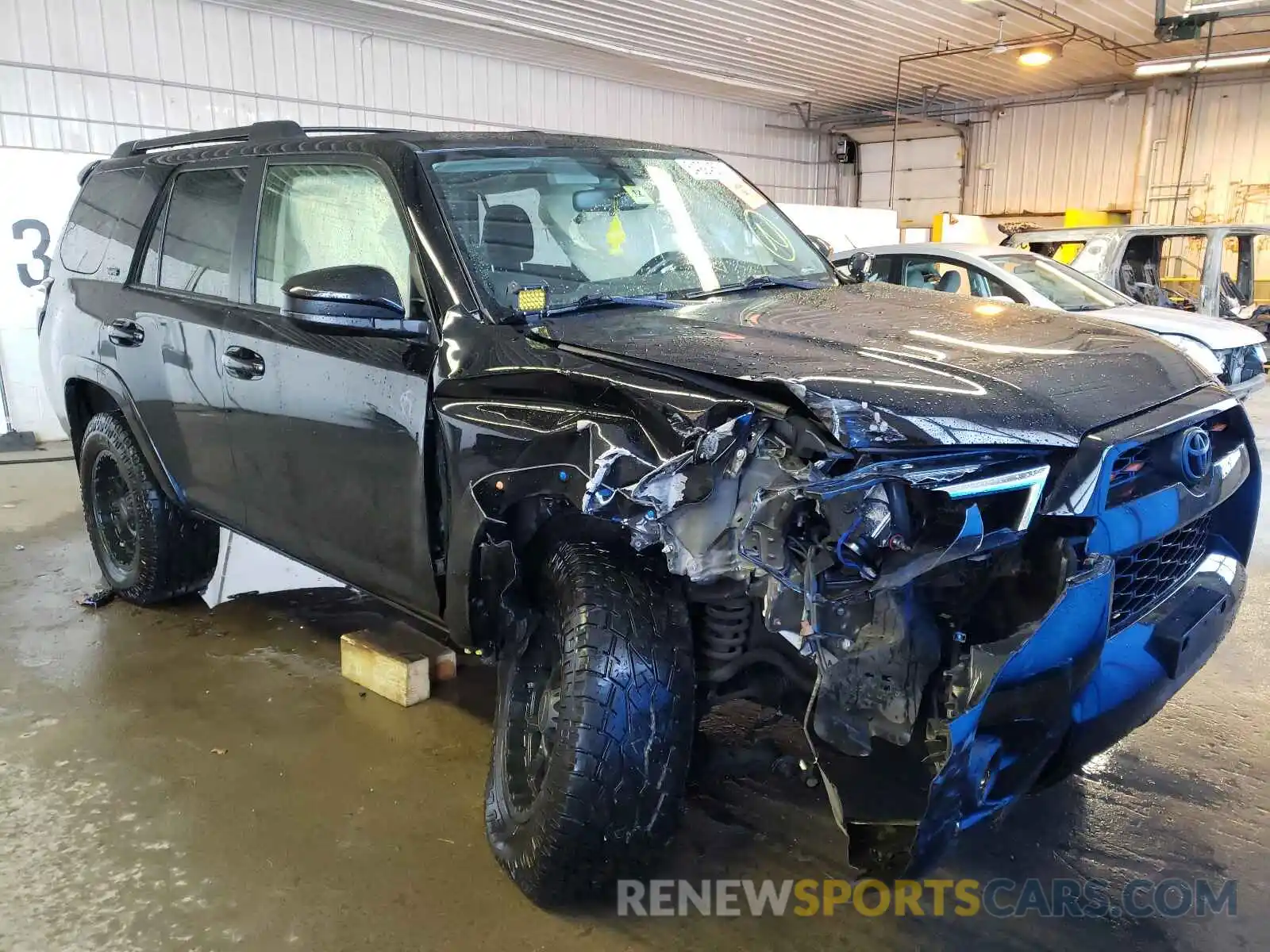 1 Photograph of a damaged car JTEBU5JR3K5621662 TOYOTA 4RUNNER 2019