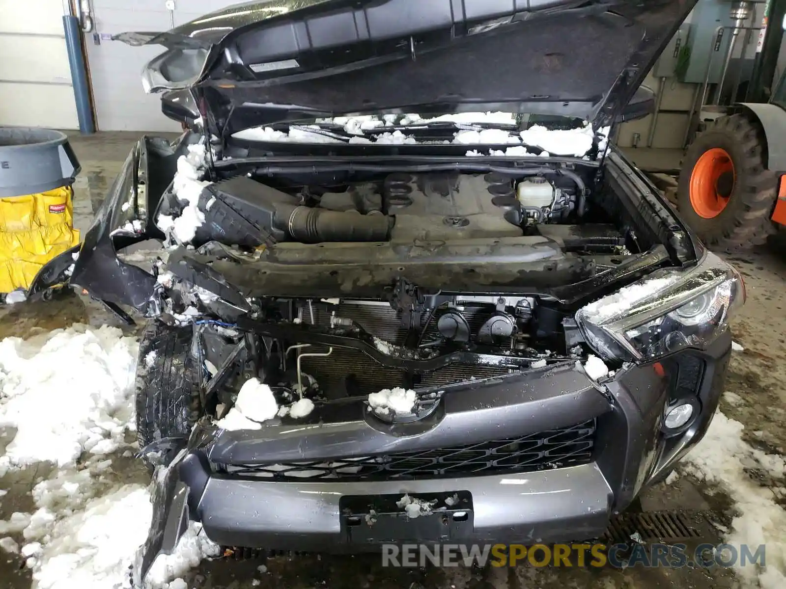 7 Фотография поврежденного автомобиля JTEBU5JR3K5623878 TOYOTA 4RUNNER 2019
