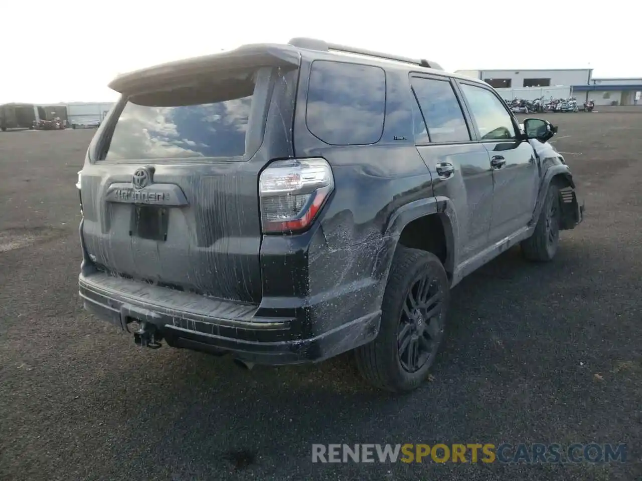 4 Photograph of a damaged car JTEBU5JR3K5625601 TOYOTA 4RUNNER 2019