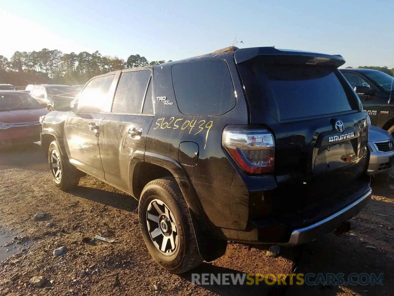 3 Photograph of a damaged car JTEBU5JR3K5627512 TOYOTA 4RUNNER 2019