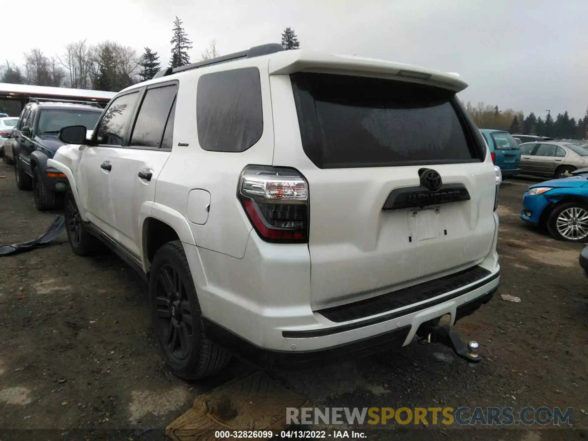 3 Фотография поврежденного автомобиля JTEBU5JR3K5627770 TOYOTA 4RUNNER 2019