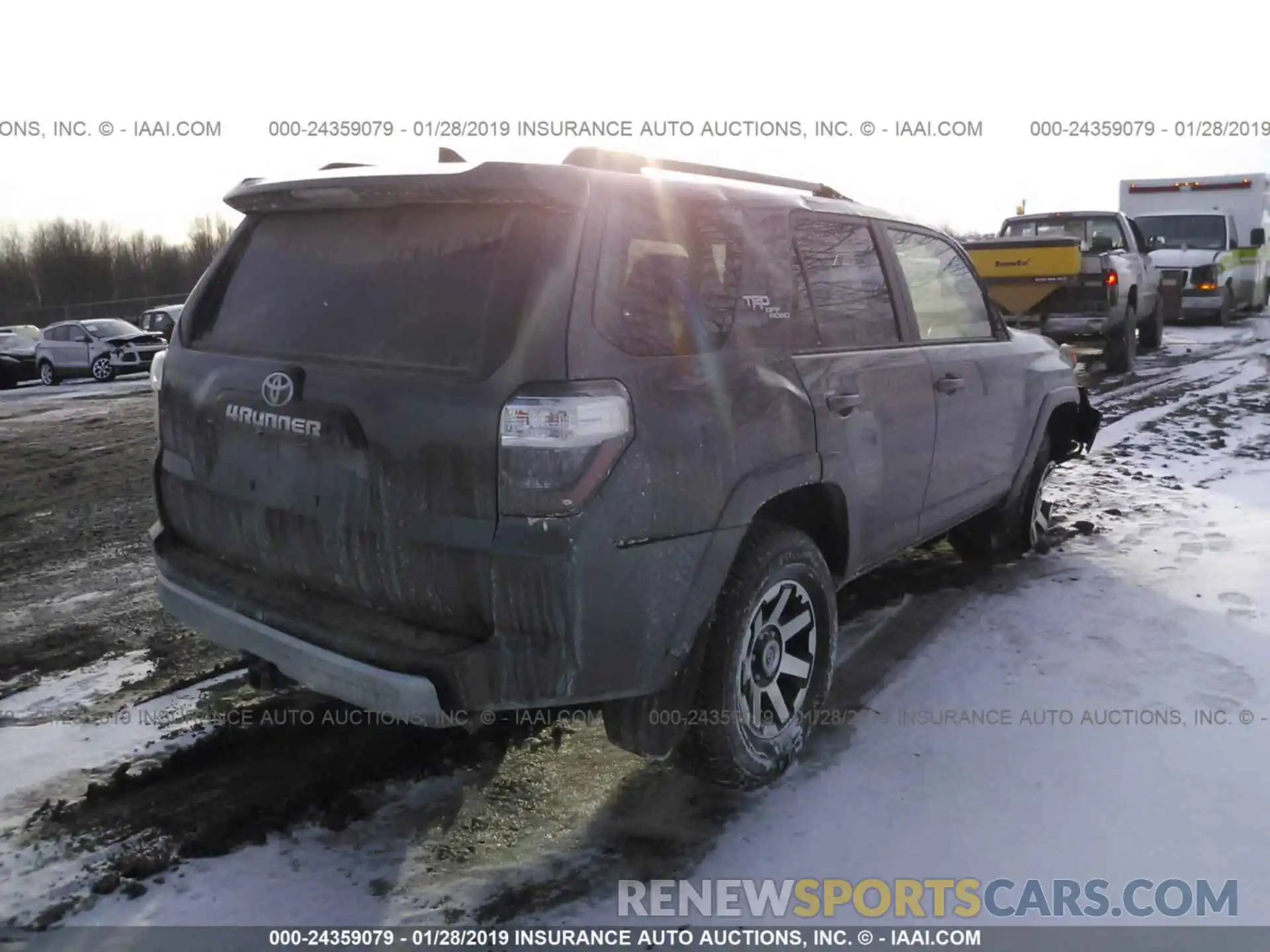 4 Photograph of a damaged car JTEBU5JR3K5629860 TOYOTA 4RUNNER 2019