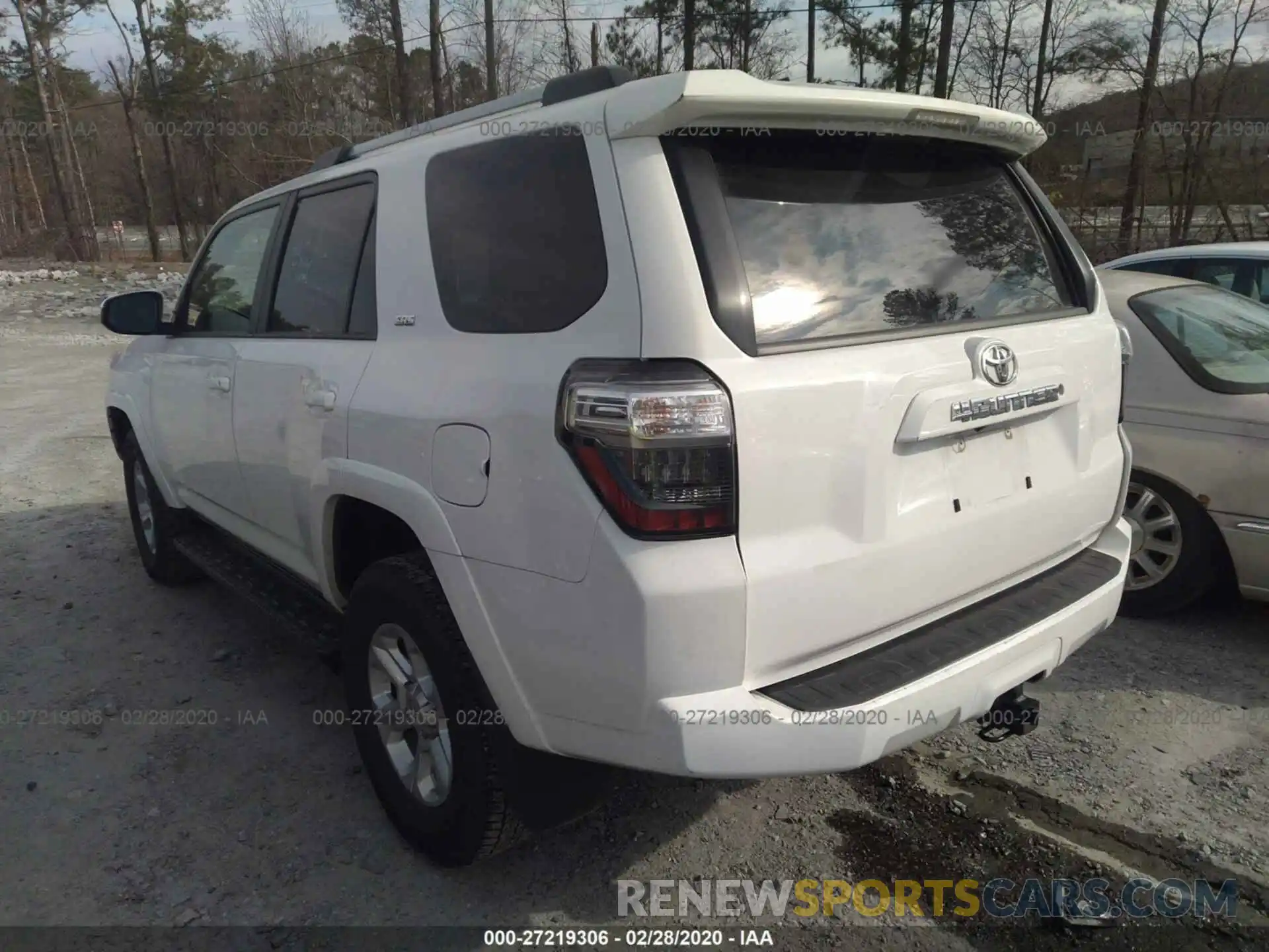 3 Photograph of a damaged car JTEBU5JR3K5631849 TOYOTA 4RUNNER 2019