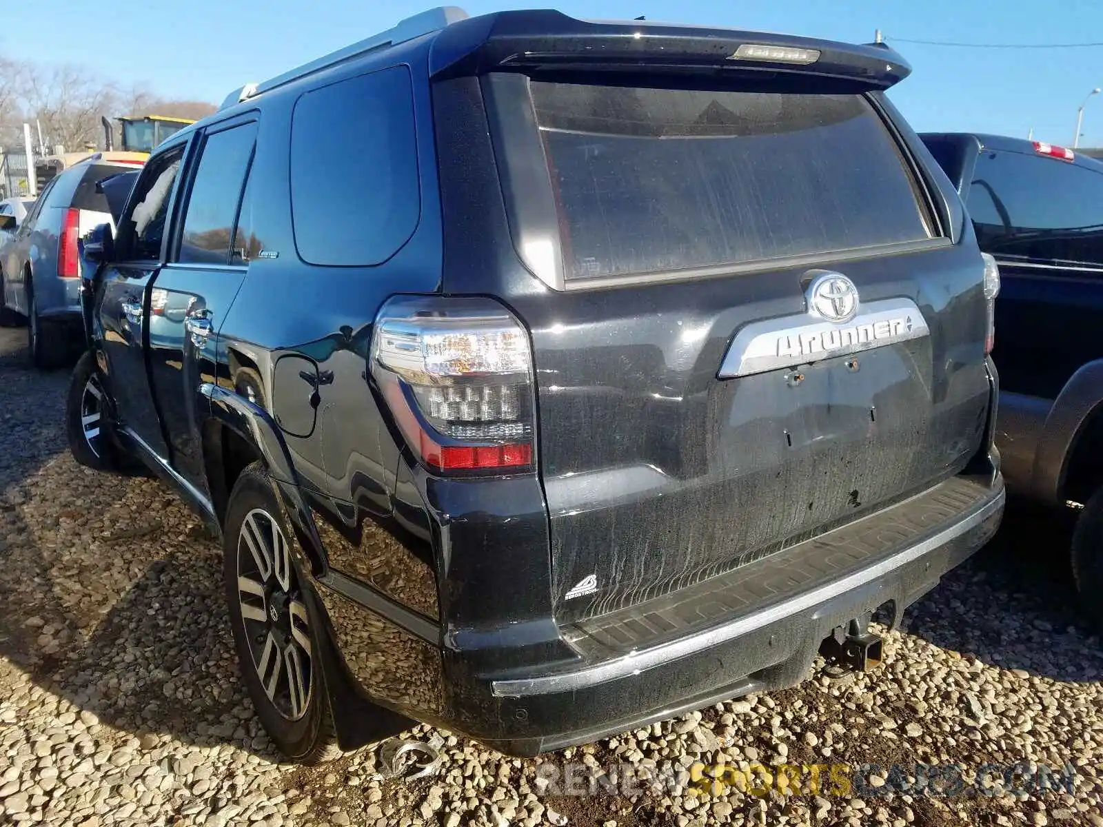 3 Фотография поврежденного автомобиля JTEBU5JR3K5633455 TOYOTA 4RUNNER 2019