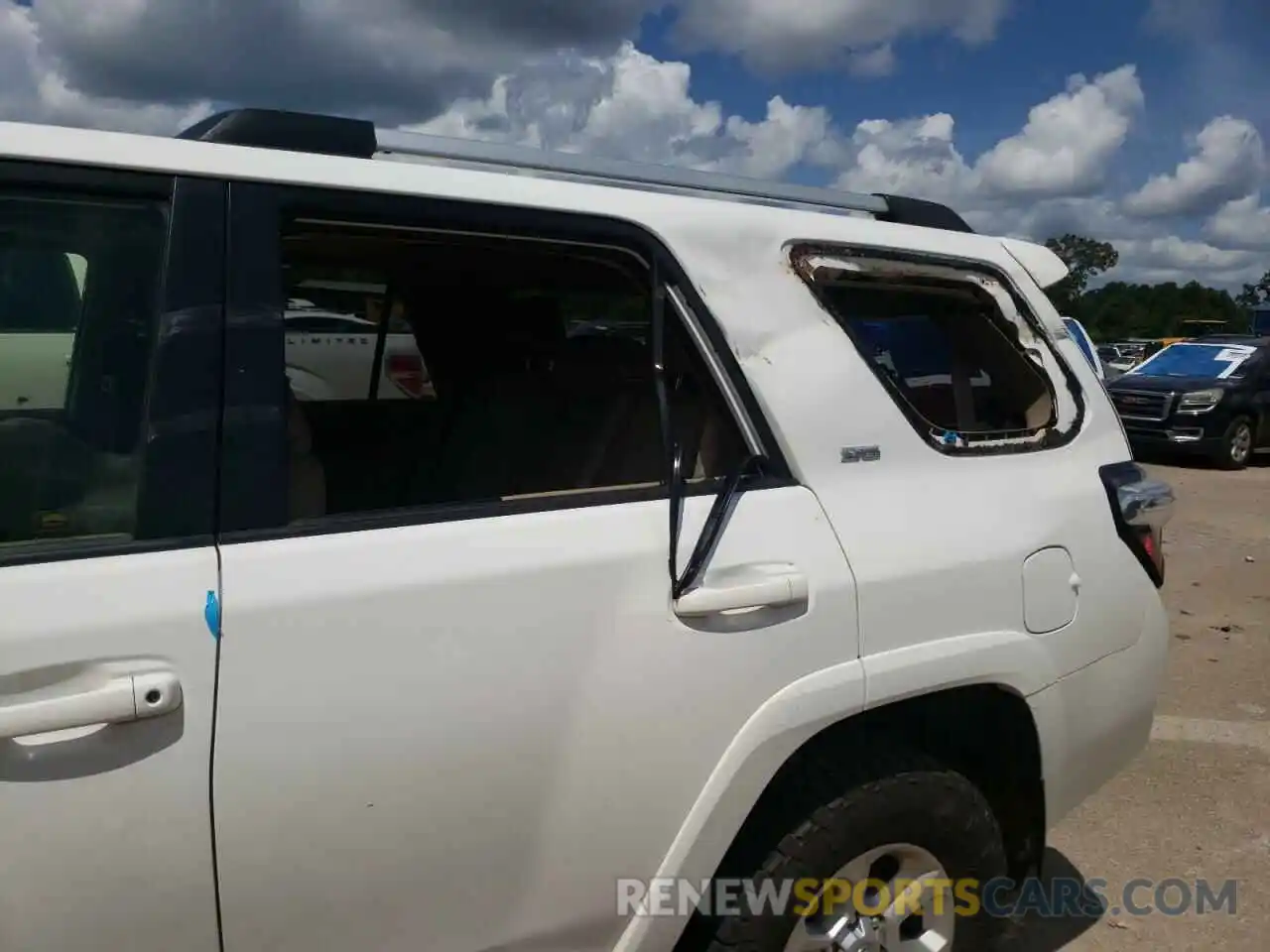 9 Photograph of a damaged car JTEBU5JR3K5634279 TOYOTA 4RUNNER 2019