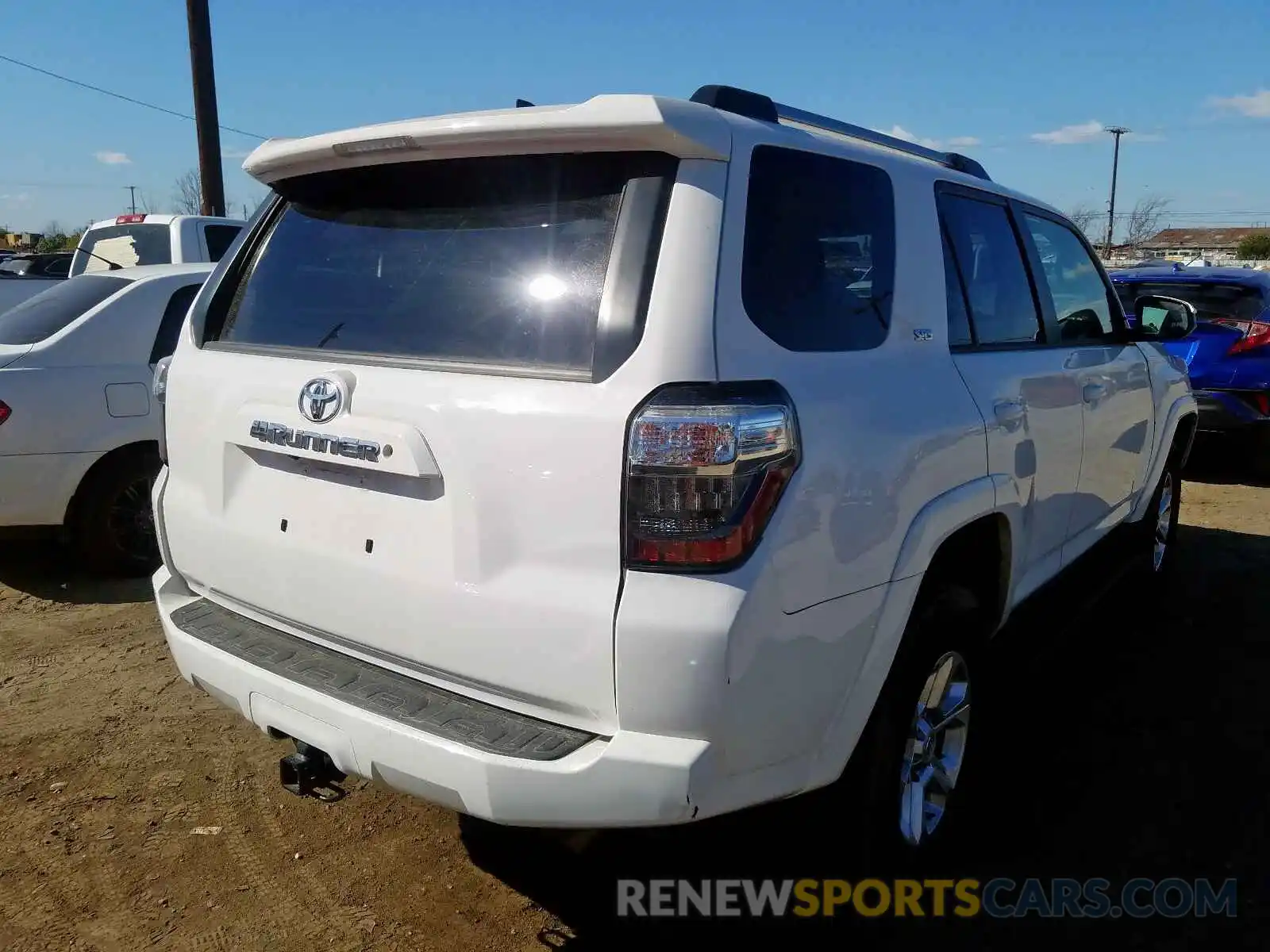 4 Фотография поврежденного автомобиля JTEBU5JR3K5635626 TOYOTA 4RUNNER 2019