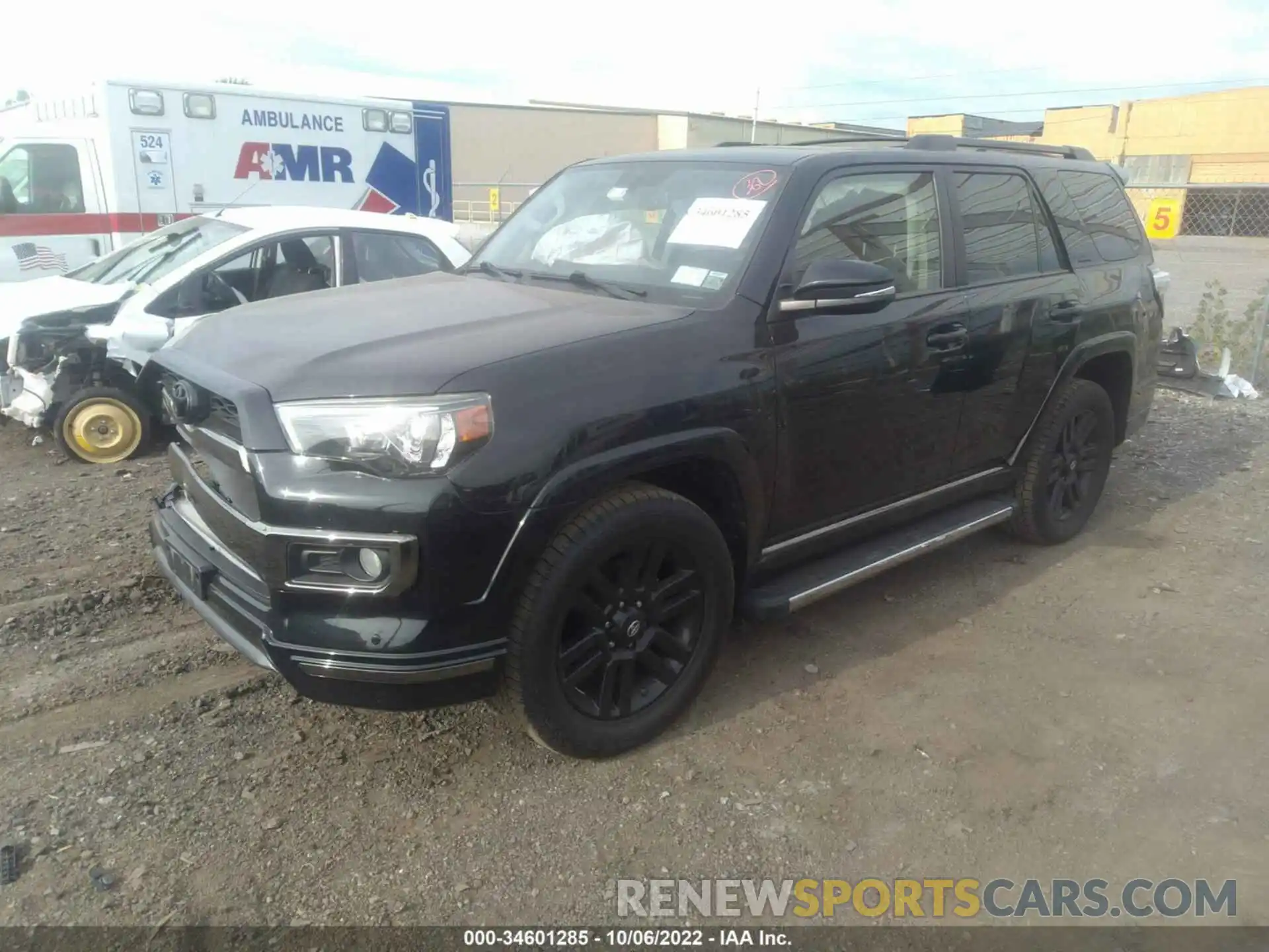 2 Photograph of a damaged car JTEBU5JR3K5636047 TOYOTA 4RUNNER 2019