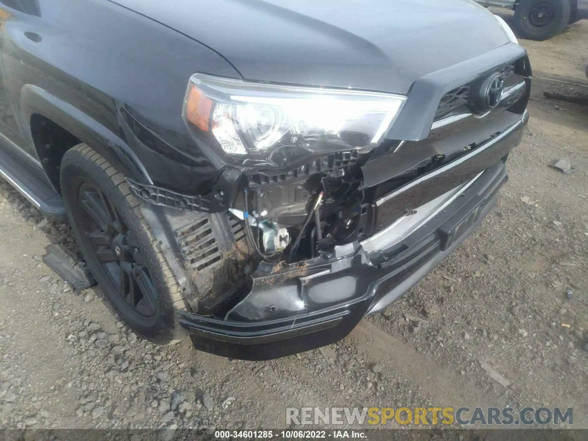 6 Photograph of a damaged car JTEBU5JR3K5636047 TOYOTA 4RUNNER 2019