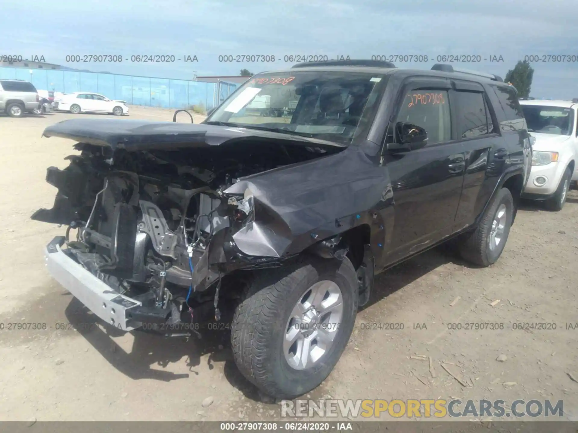 2 Photograph of a damaged car JTEBU5JR3K5638462 TOYOTA 4RUNNER 2019