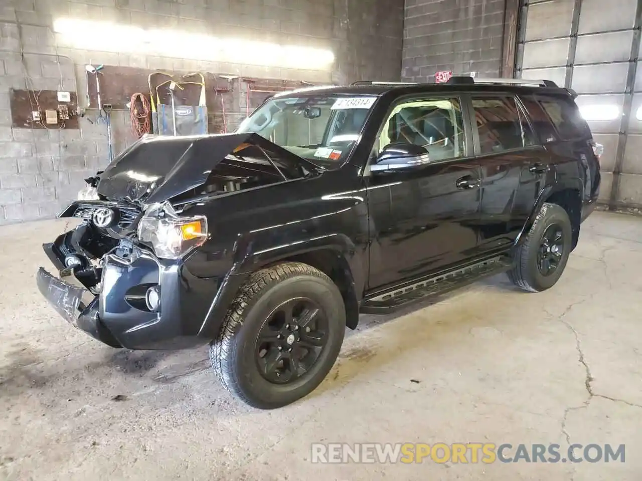 1 Photograph of a damaged car JTEBU5JR3K5641572 TOYOTA 4RUNNER 2019