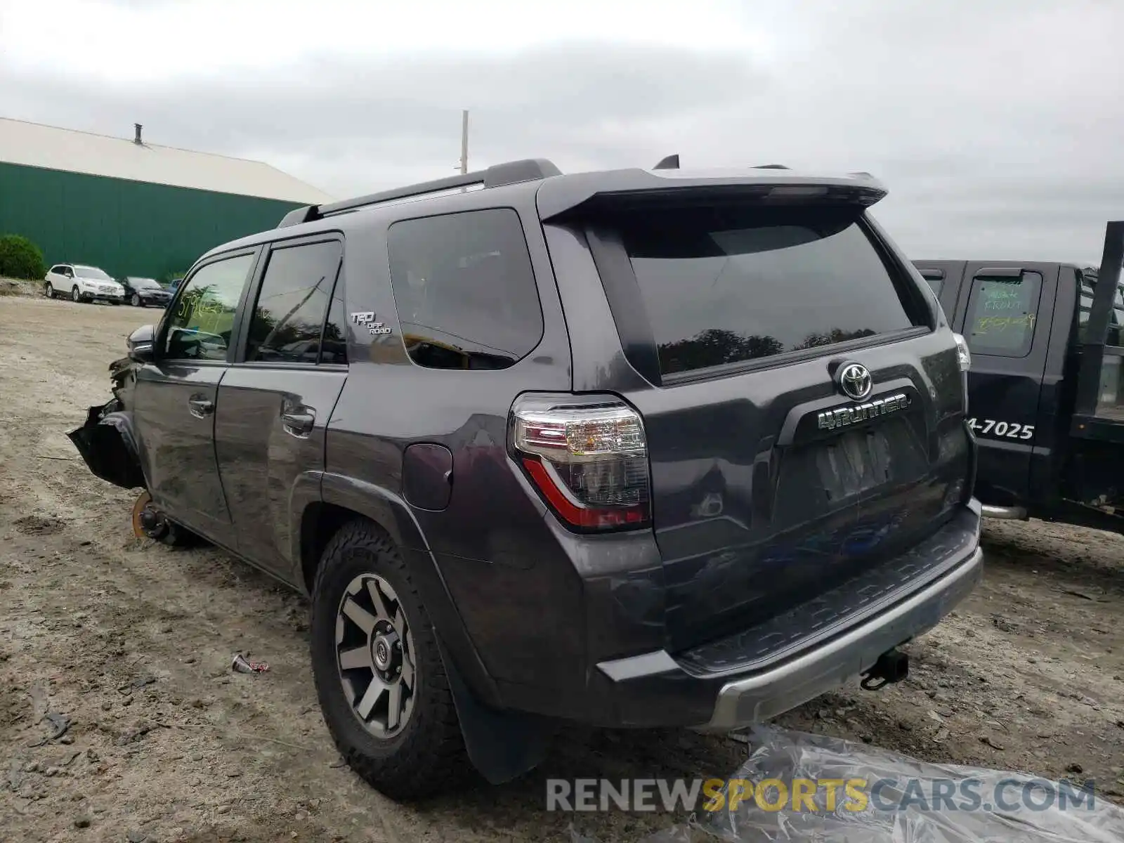 3 Фотография поврежденного автомобиля JTEBU5JR3K5646657 TOYOTA 4RUNNER 2019