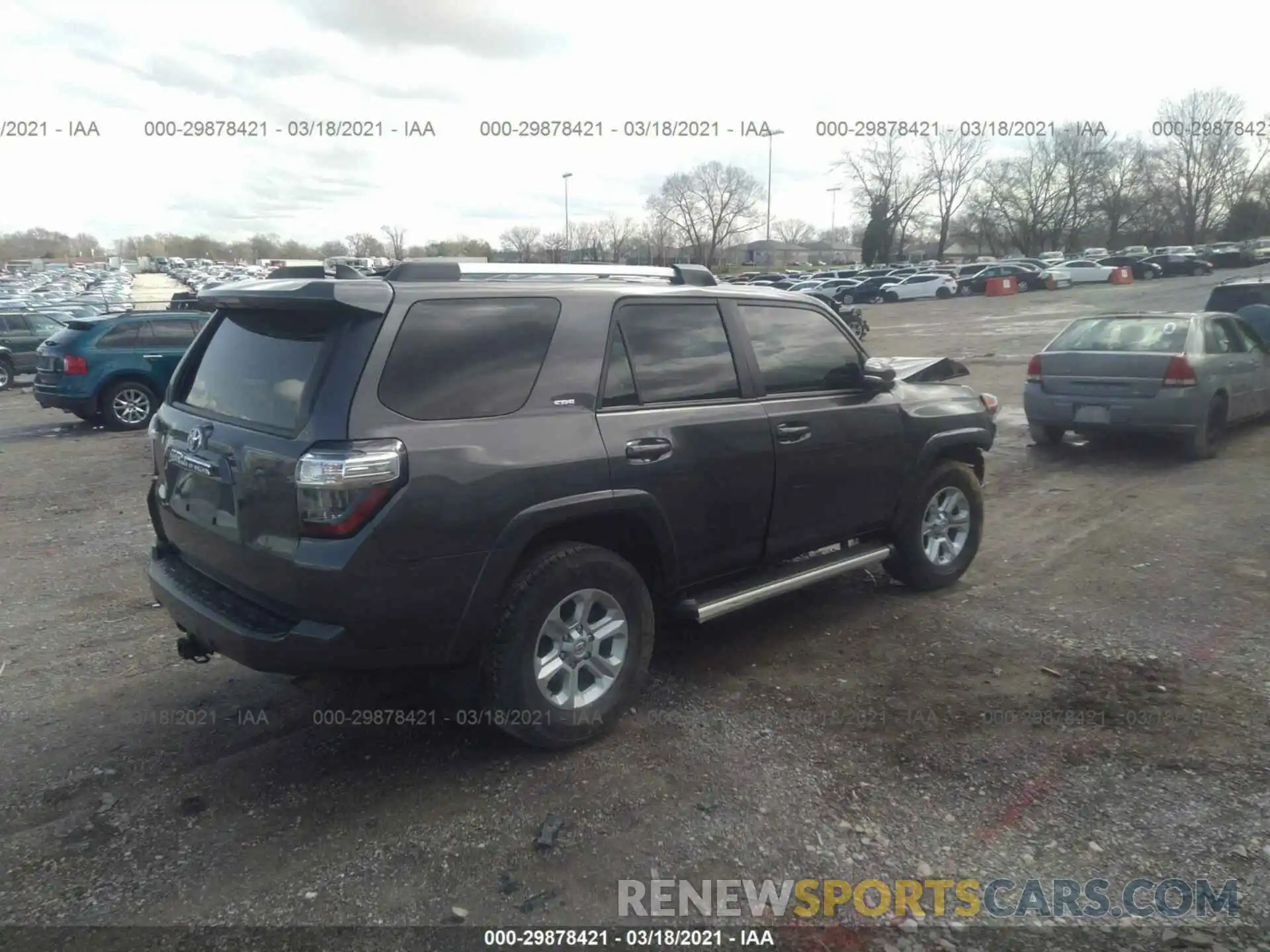 4 Фотография поврежденного автомобиля JTEBU5JR3K5648974 TOYOTA 4RUNNER 2019