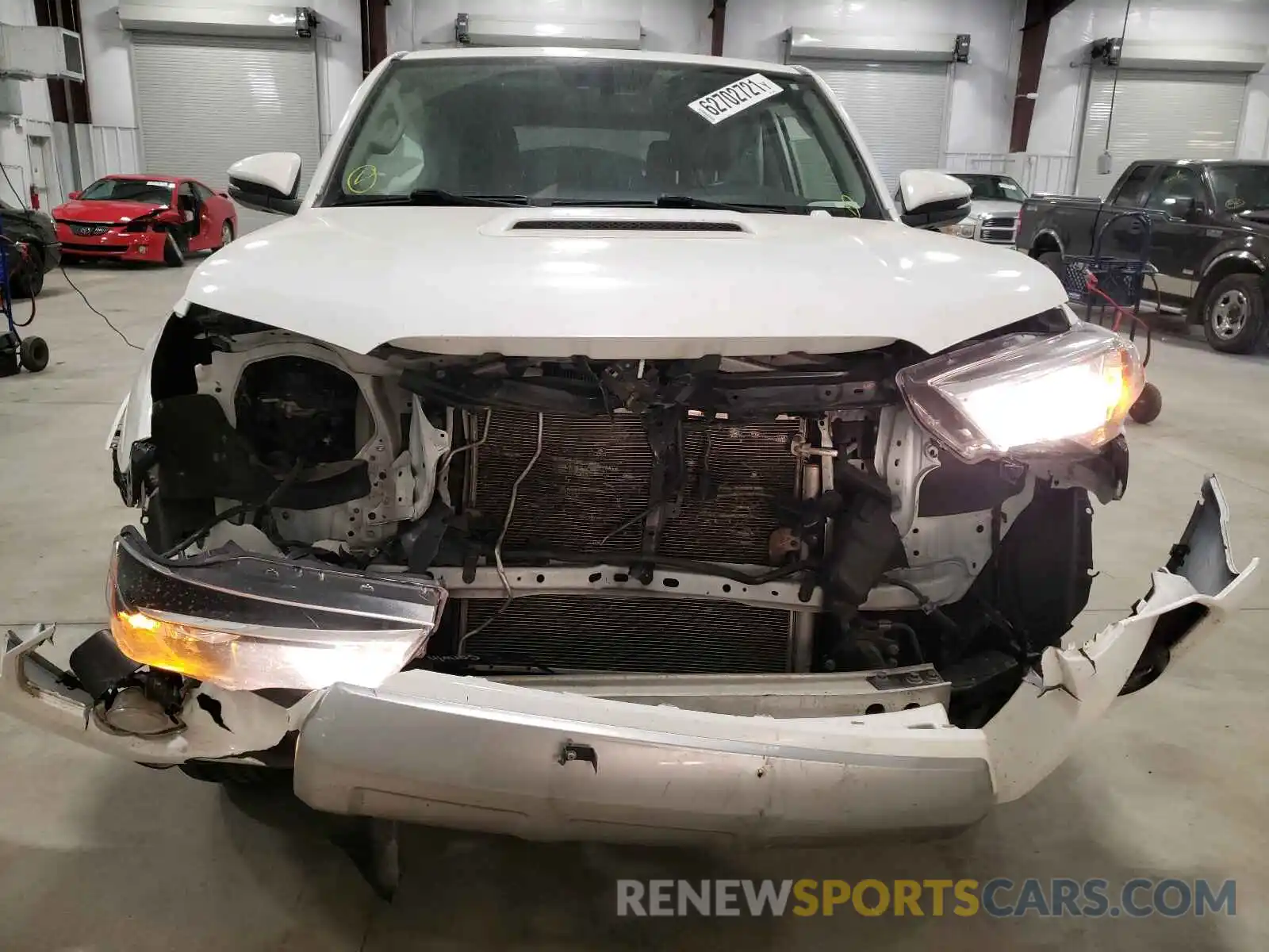 9 Photograph of a damaged car JTEBU5JR3K5649073 TOYOTA 4RUNNER 2019