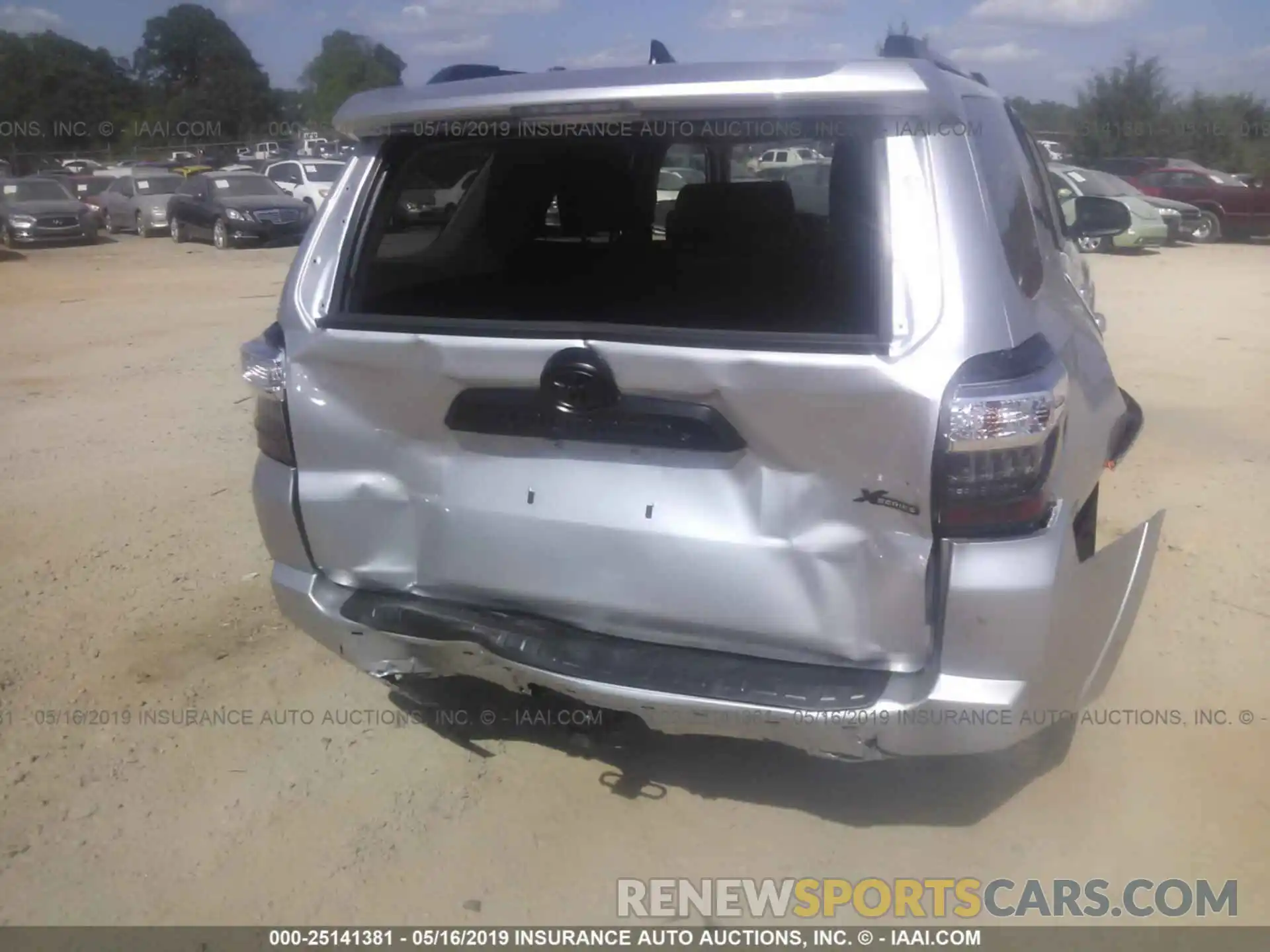 6 Photograph of a damaged car JTEBU5JR3K5650028 TOYOTA 4RUNNER 2019