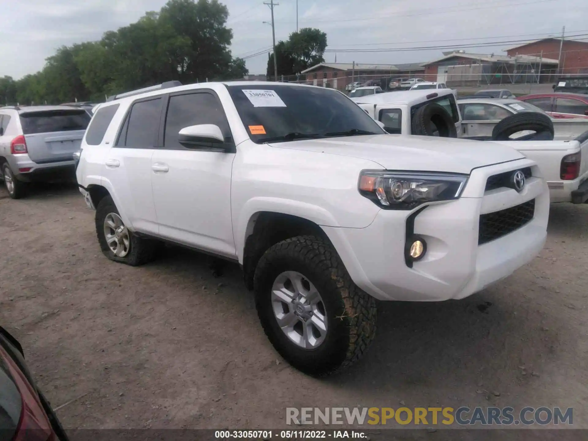 1 Photograph of a damaged car JTEBU5JR3K5651471 TOYOTA 4RUNNER 2019