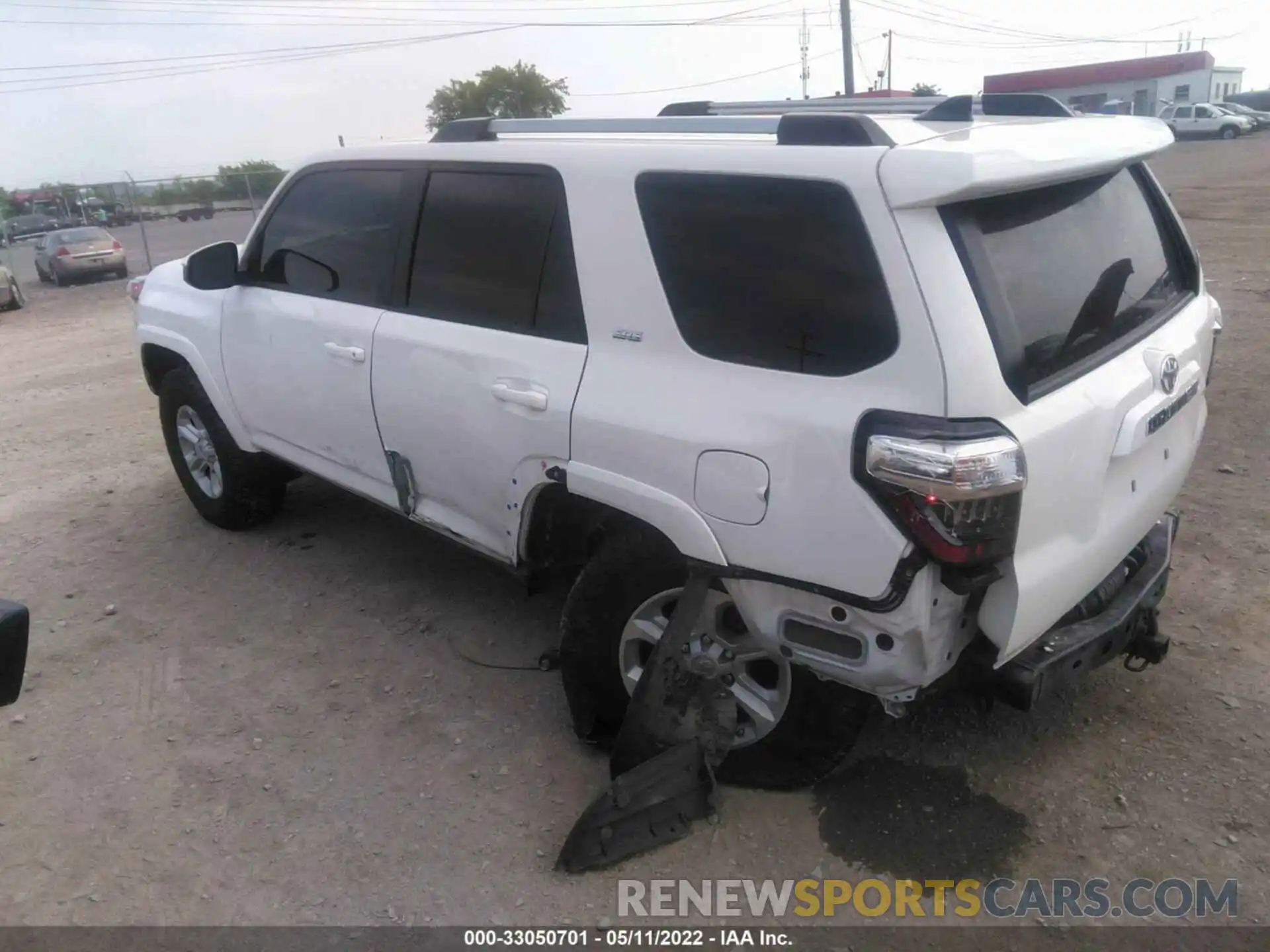 3 Фотография поврежденного автомобиля JTEBU5JR3K5651471 TOYOTA 4RUNNER 2019