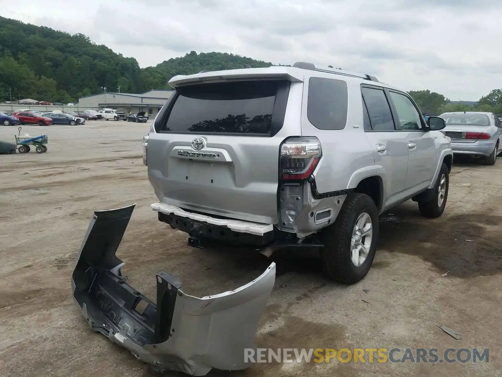 4 Photograph of a damaged car JTEBU5JR3K5653981 TOYOTA 4RUNNER 2019