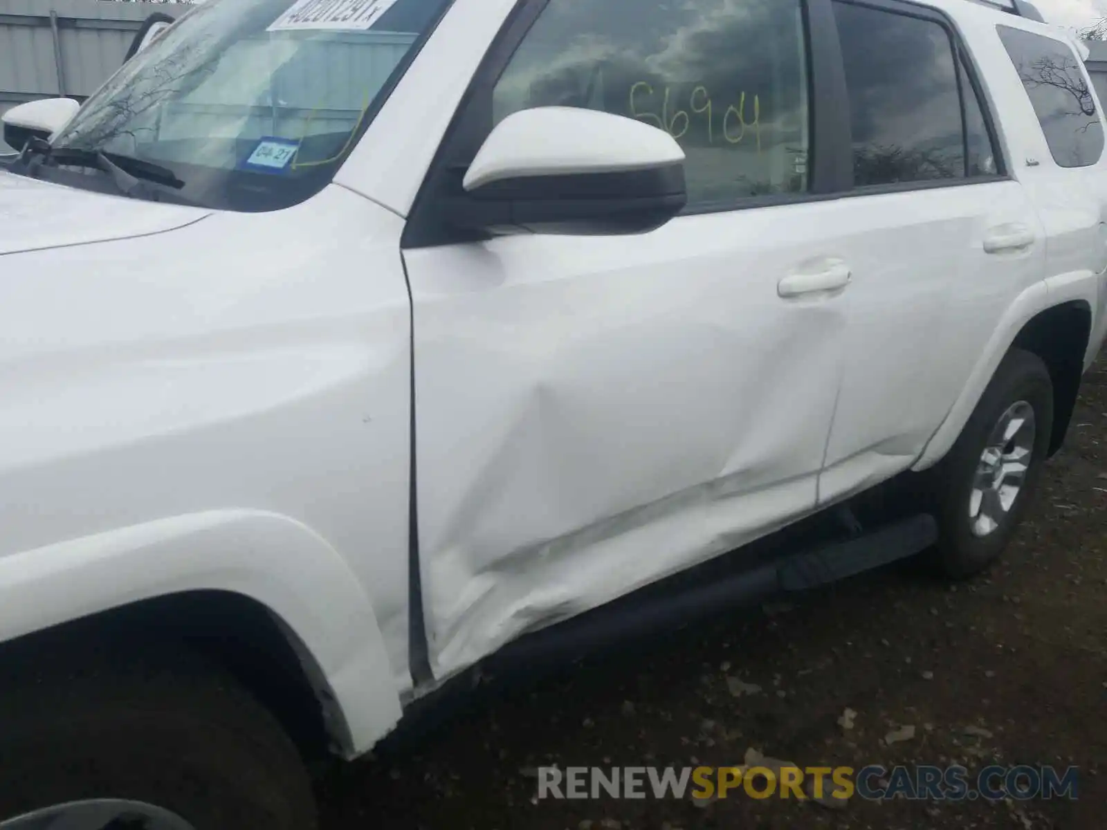 9 Photograph of a damaged car JTEBU5JR3K5654502 TOYOTA 4RUNNER 2019