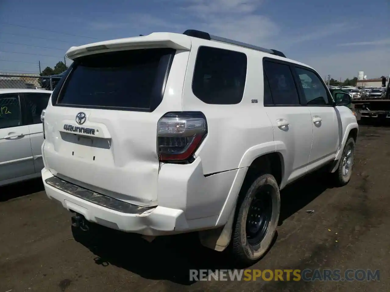 4 Фотография поврежденного автомобиля JTEBU5JR3K5654869 TOYOTA 4RUNNER 2019