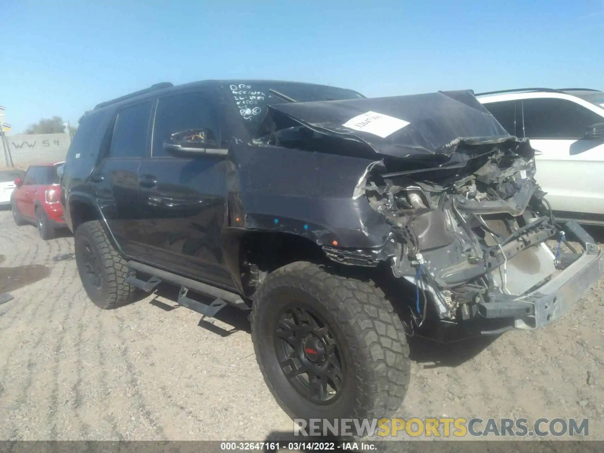 1 Photograph of a damaged car JTEBU5JR3K5656508 TOYOTA 4RUNNER 2019