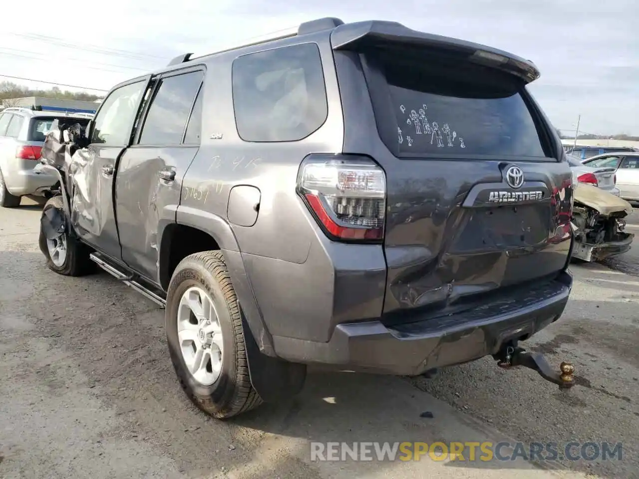 3 Фотография поврежденного автомобиля JTEBU5JR3K5657657 TOYOTA 4RUNNER 2019