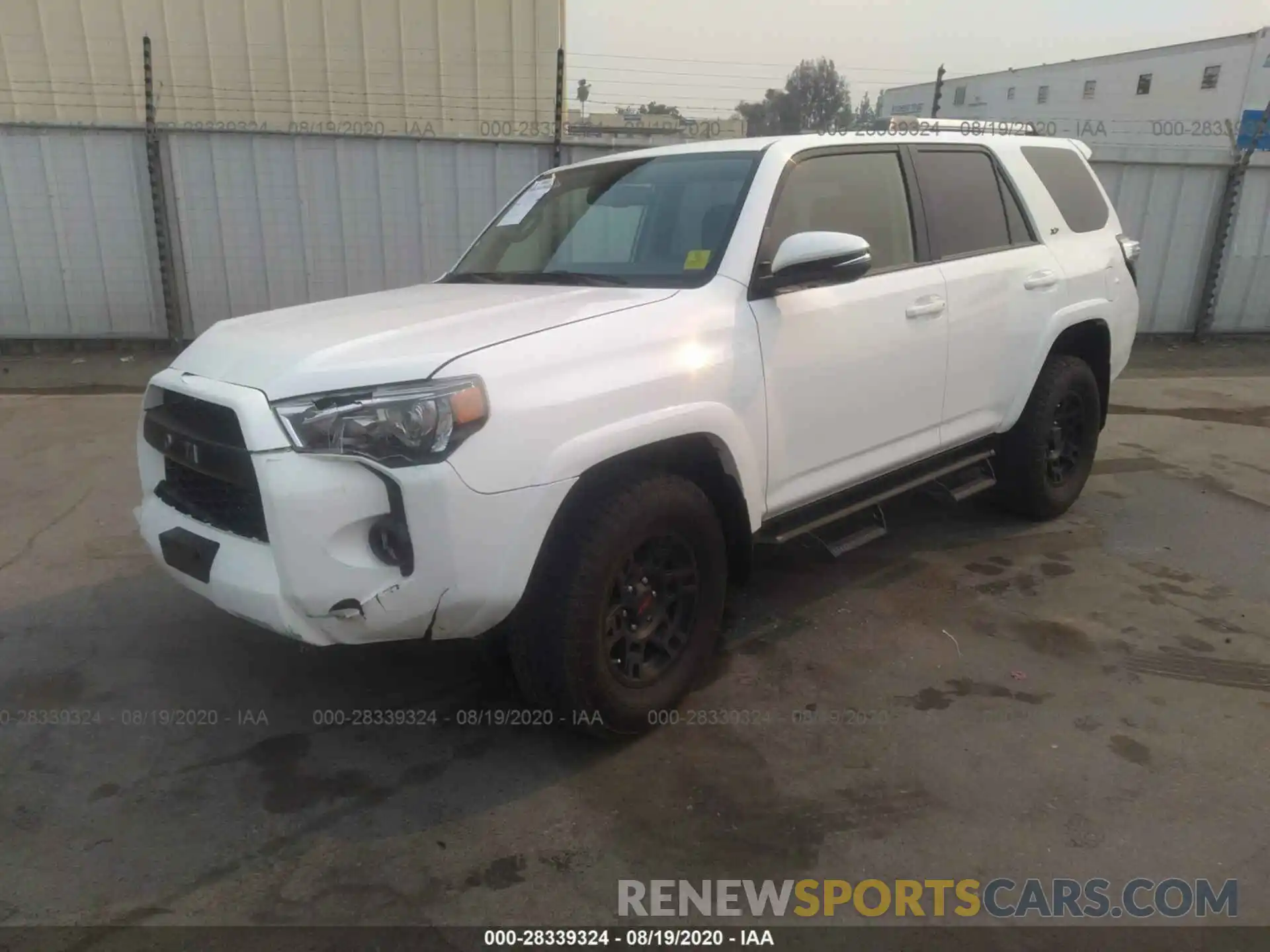 2 Photograph of a damaged car JTEBU5JR3K5658436 TOYOTA 4RUNNER 2019