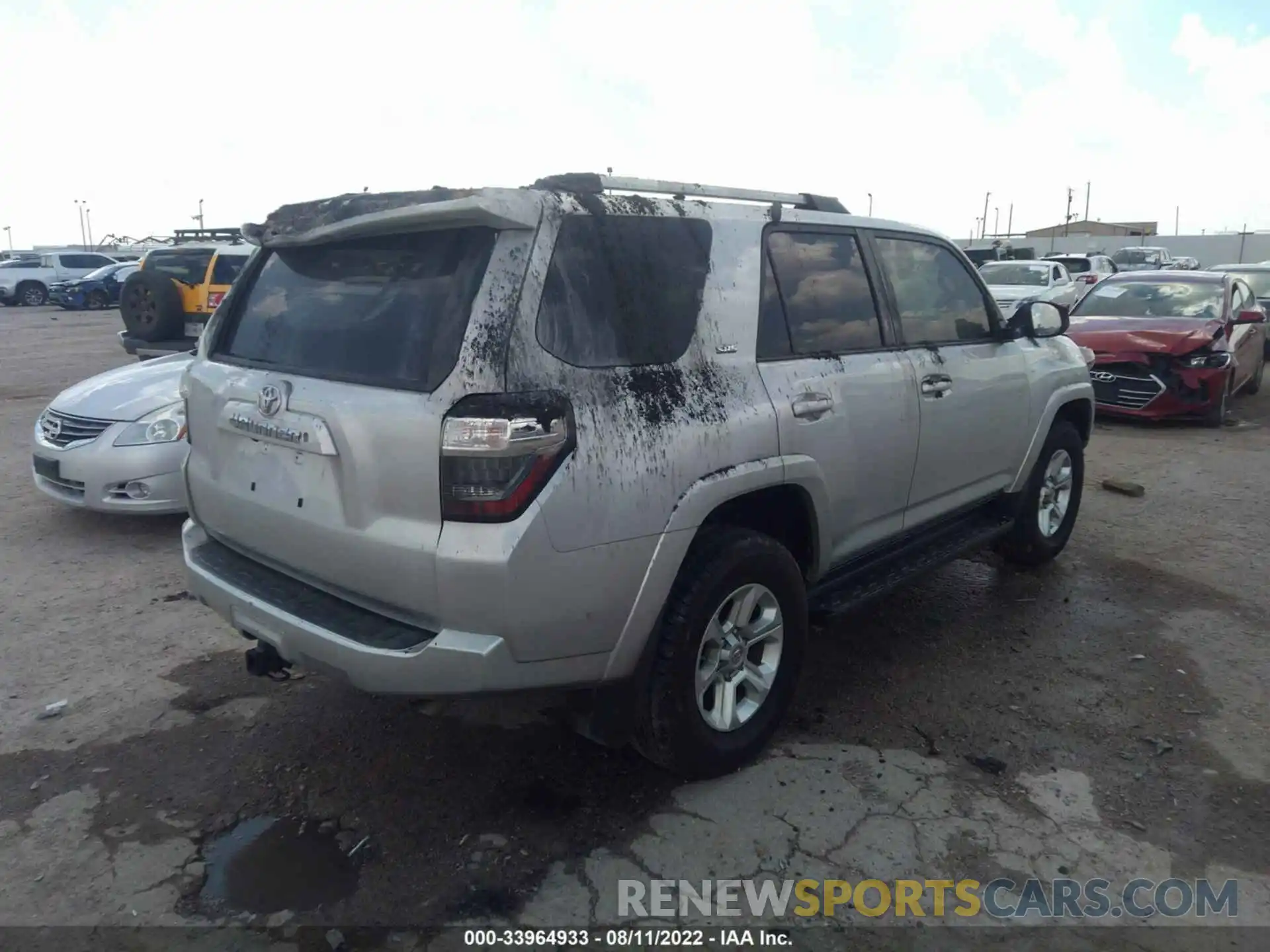 4 Photograph of a damaged car JTEBU5JR3K5659649 TOYOTA 4RUNNER 2019