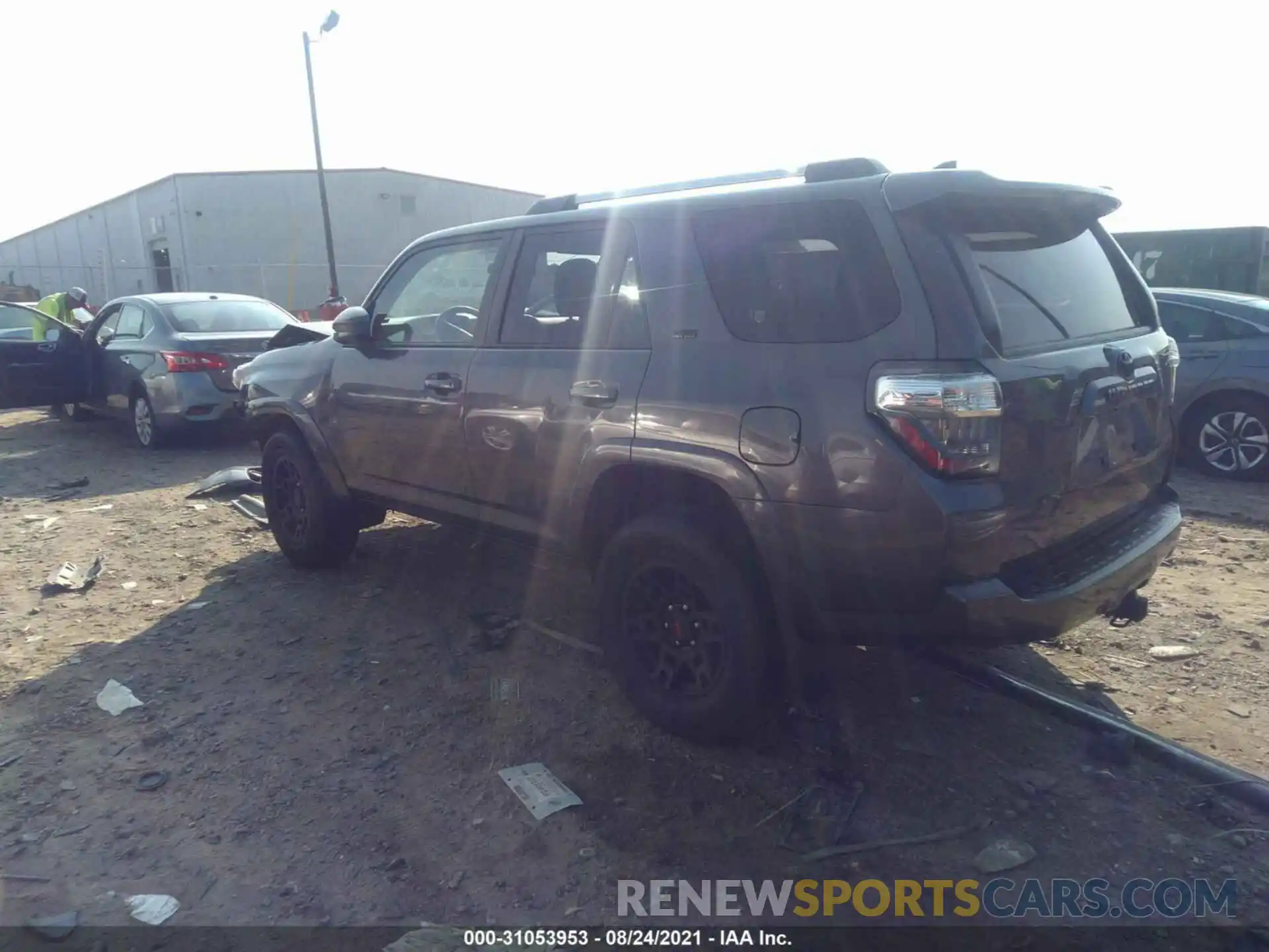 3 Фотография поврежденного автомобиля JTEBU5JR3K5663457 TOYOTA 4RUNNER 2019