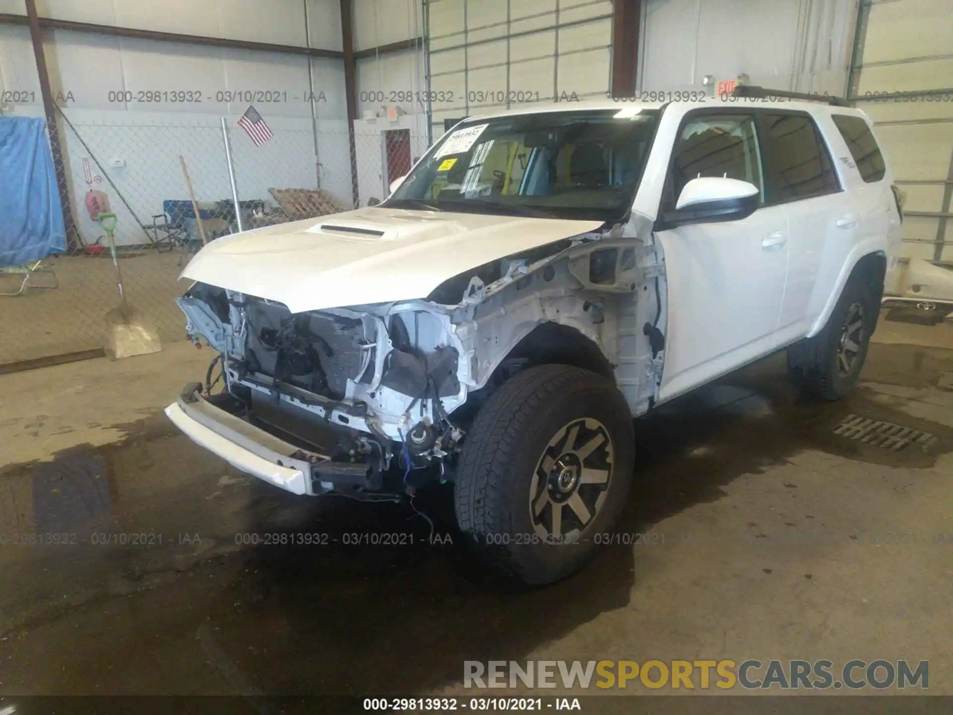 2 Photograph of a damaged car JTEBU5JR3K5664575 TOYOTA 4RUNNER 2019