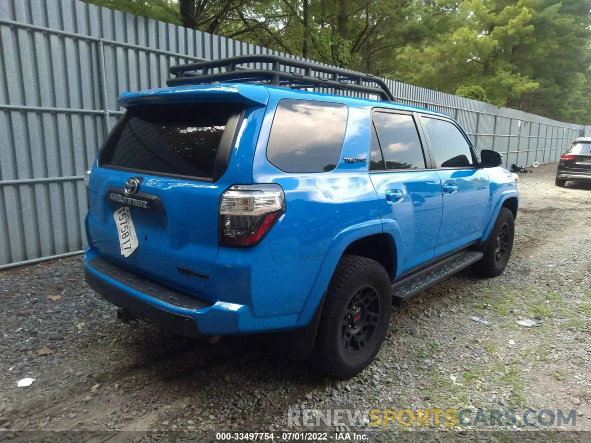 4 Photograph of a damaged car JTEBU5JR3K5665094 TOYOTA 4RUNNER 2019