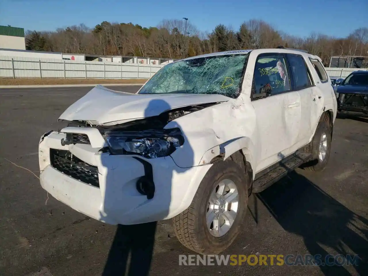 2 Photograph of a damaged car JTEBU5JR3K5666035 TOYOTA 4RUNNER 2019