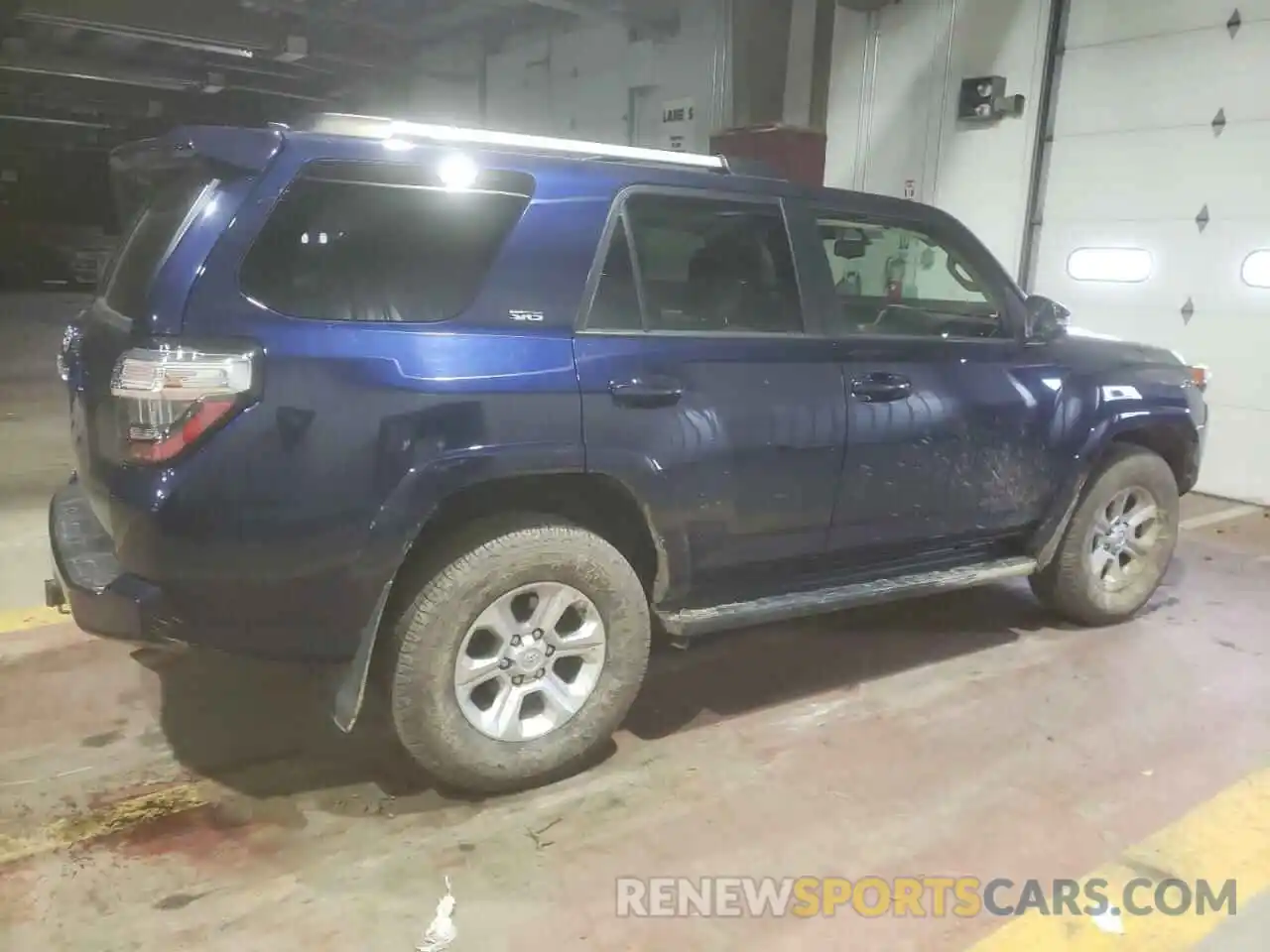 3 Photograph of a damaged car JTEBU5JR3K5666536 TOYOTA 4RUNNER 2019