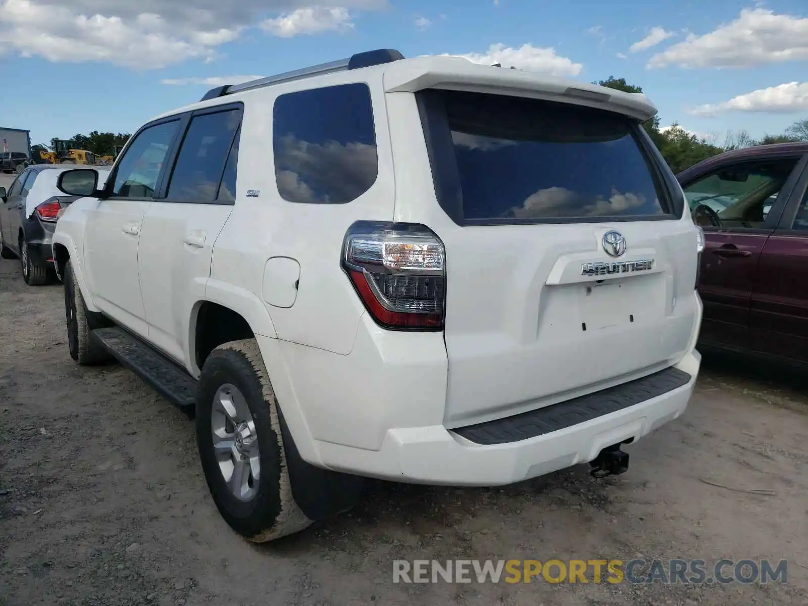 3 Photograph of a damaged car JTEBU5JR3K5666892 TOYOTA 4RUNNER 2019