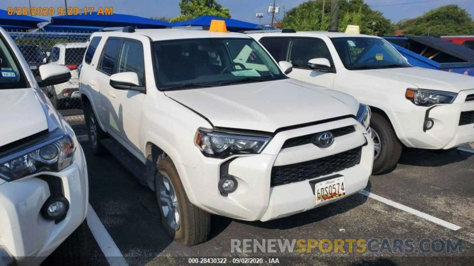 15 Photograph of a damaged car JTEBU5JR3K5670330 TOYOTA 4RUNNER 2019