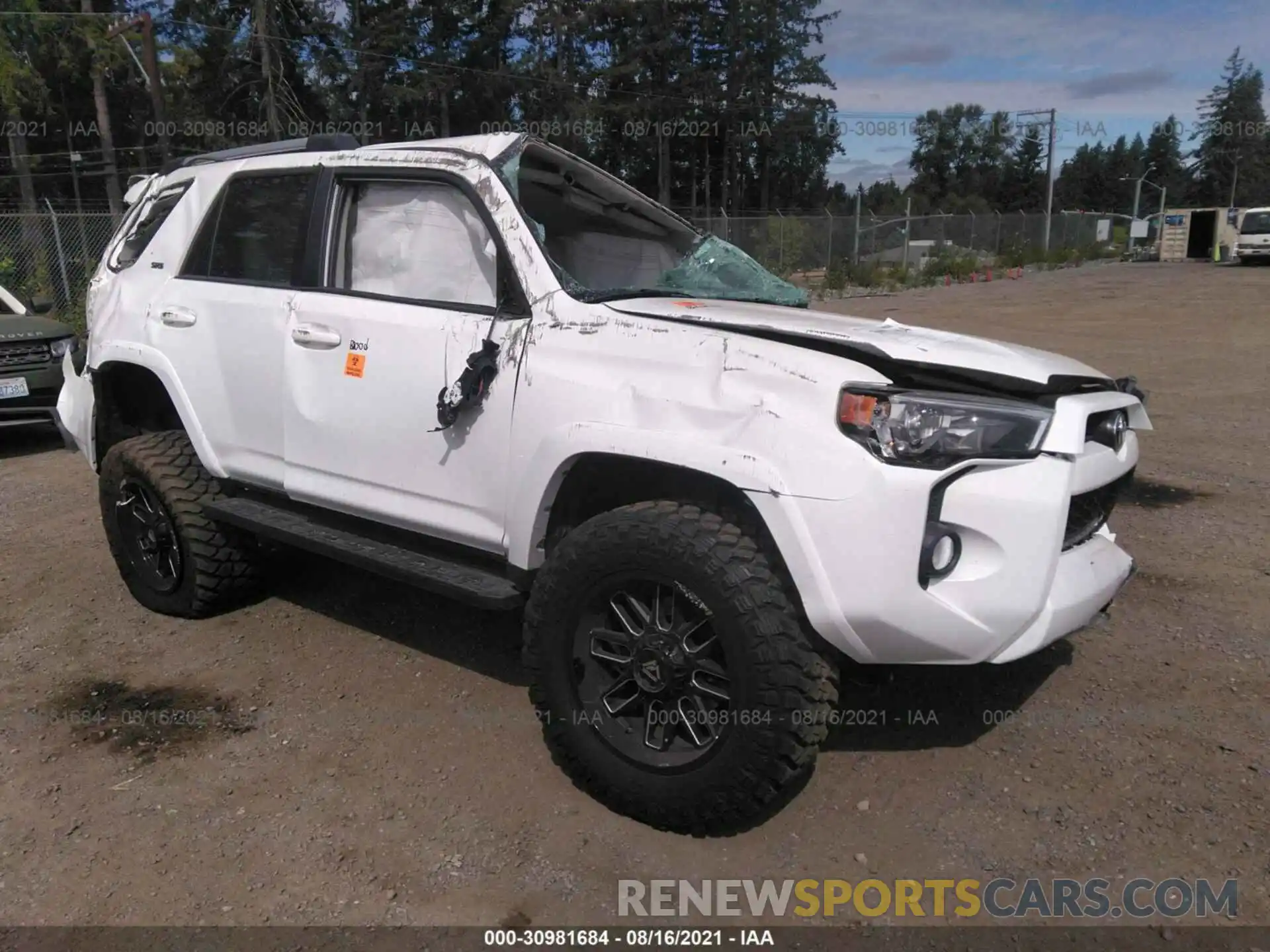 1 Photograph of a damaged car JTEBU5JR3K5670456 TOYOTA 4RUNNER 2019