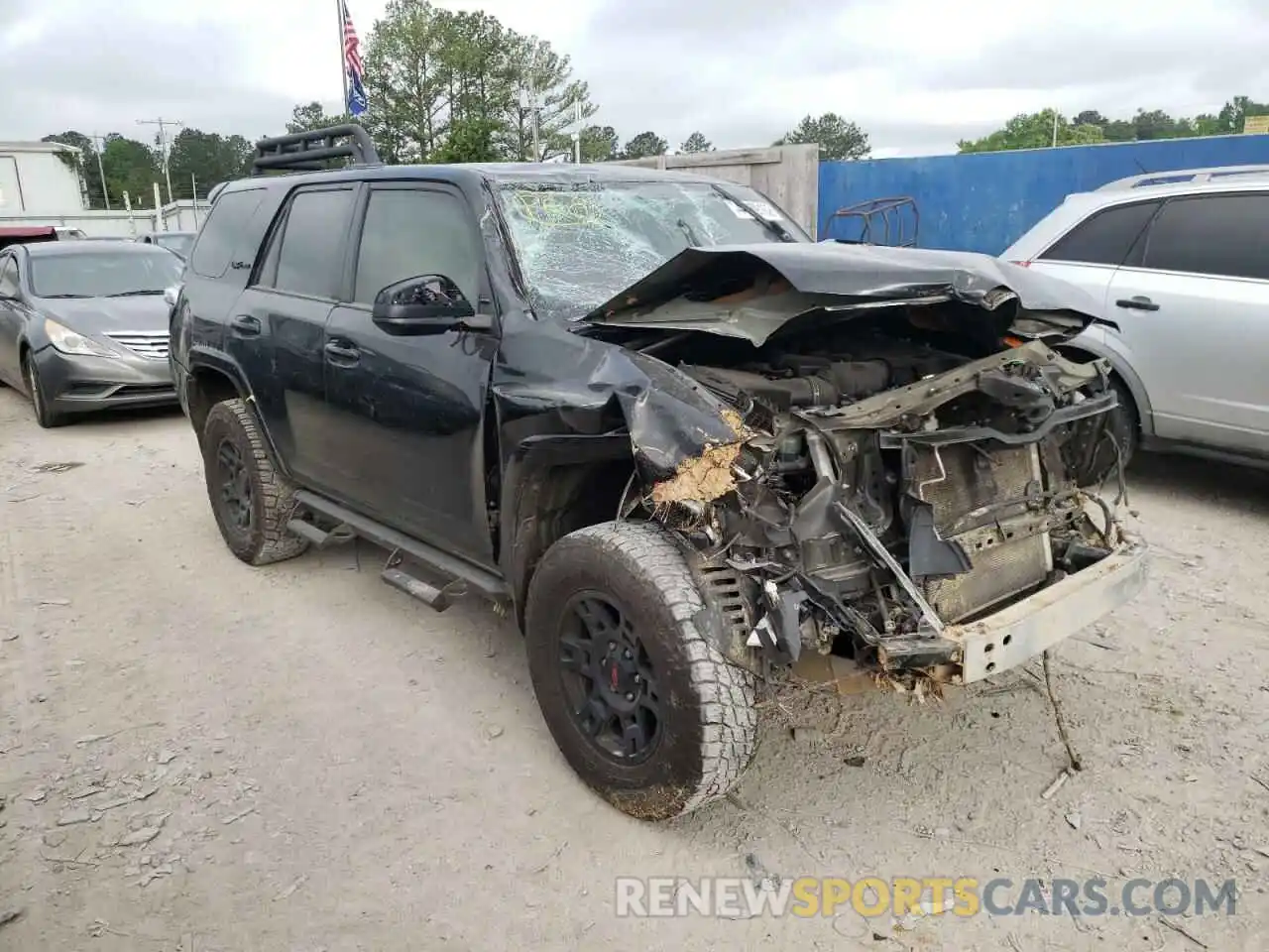 1 Фотография поврежденного автомобиля JTEBU5JR3K5670845 TOYOTA 4RUNNER 2019