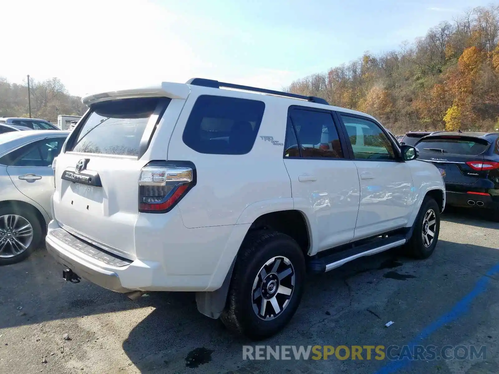 4 Фотография поврежденного автомобиля JTEBU5JR3K5671543 TOYOTA 4RUNNER 2019