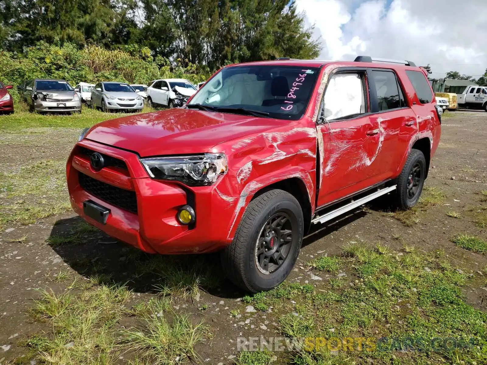 2 Photograph of a damaged car JTEBU5JR3K5671669 TOYOTA 4RUNNER 2019