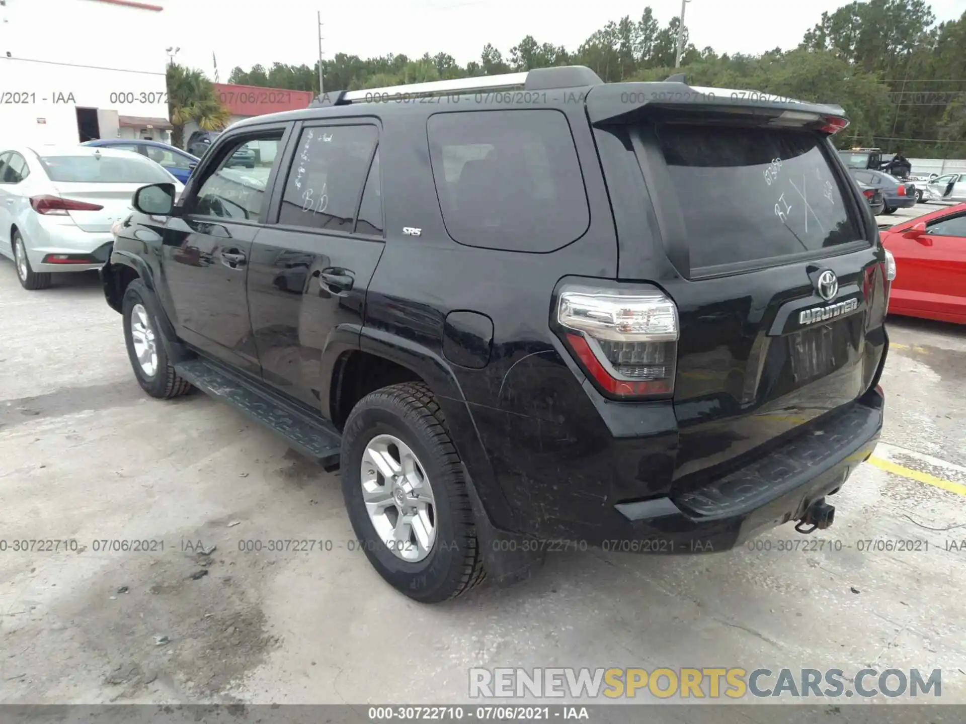 3 Photograph of a damaged car JTEBU5JR3K5673650 TOYOTA 4RUNNER 2019