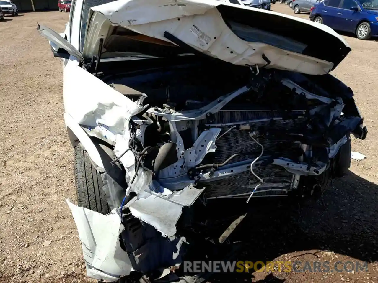 9 Photograph of a damaged car JTEBU5JR3K5674331 TOYOTA 4RUNNER 2019