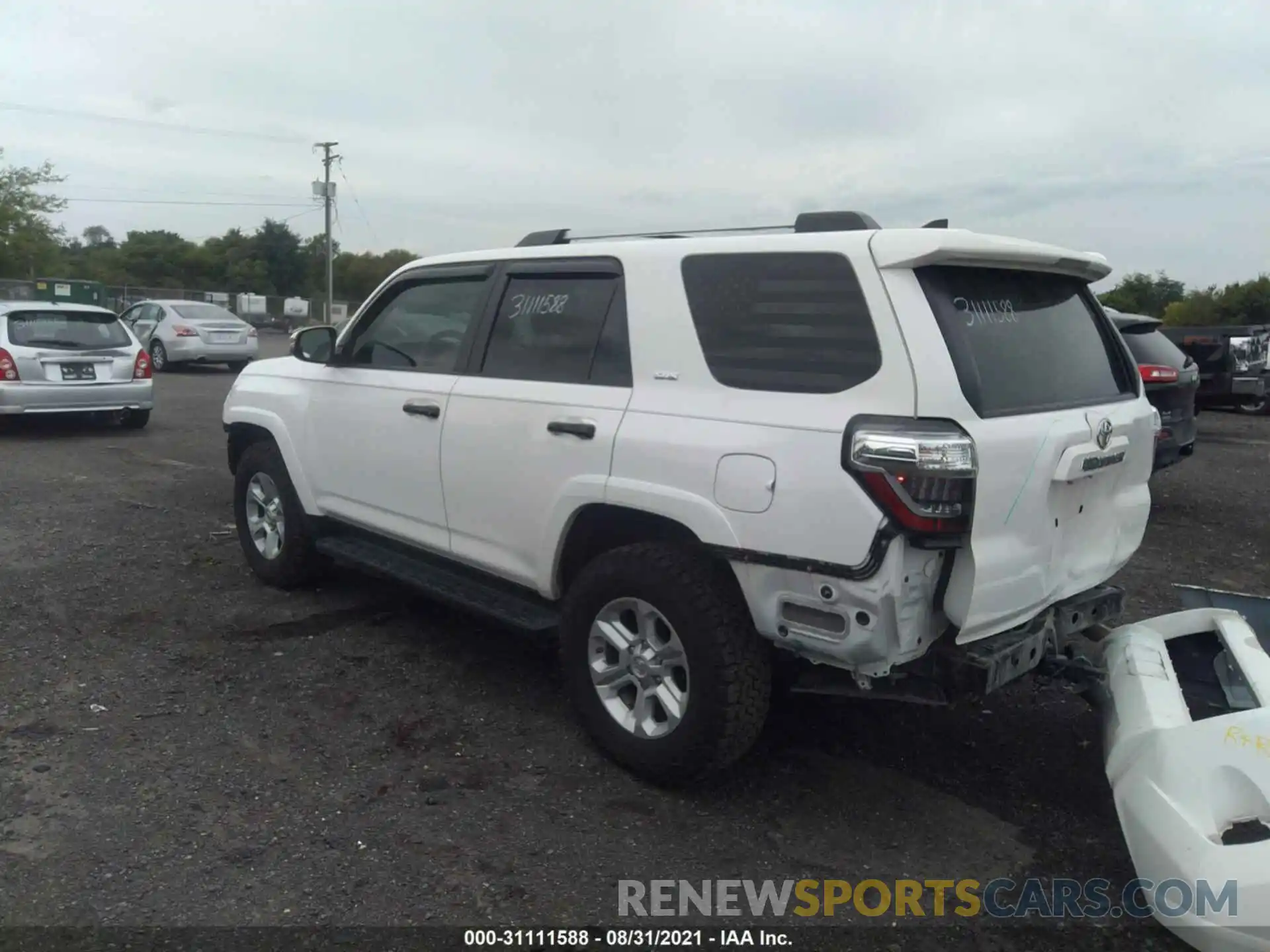 3 Фотография поврежденного автомобиля JTEBU5JR3K5676614 TOYOTA 4RUNNER 2019