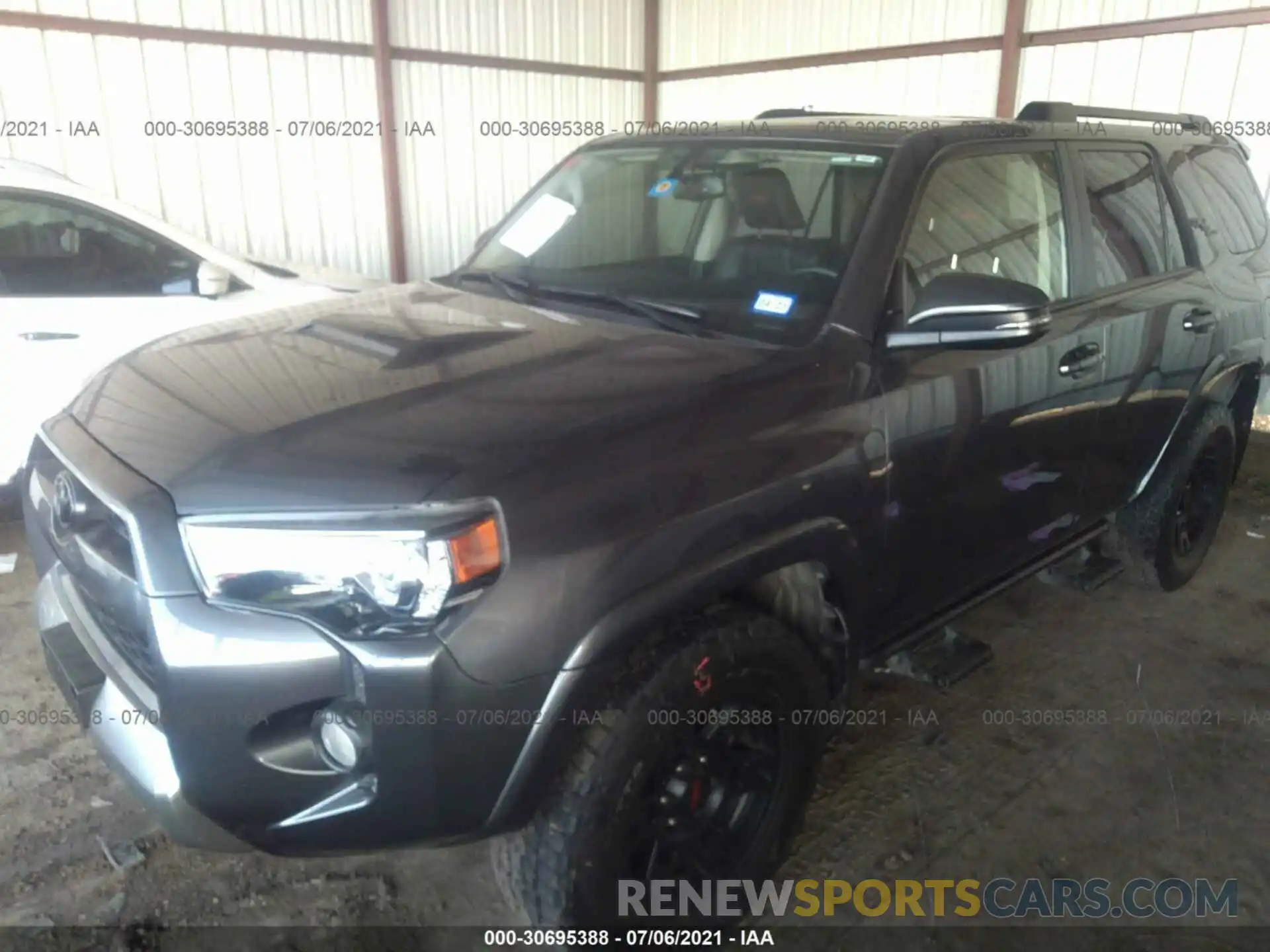 2 Фотография поврежденного автомобиля JTEBU5JR3K5677875 TOYOTA 4RUNNER 2019