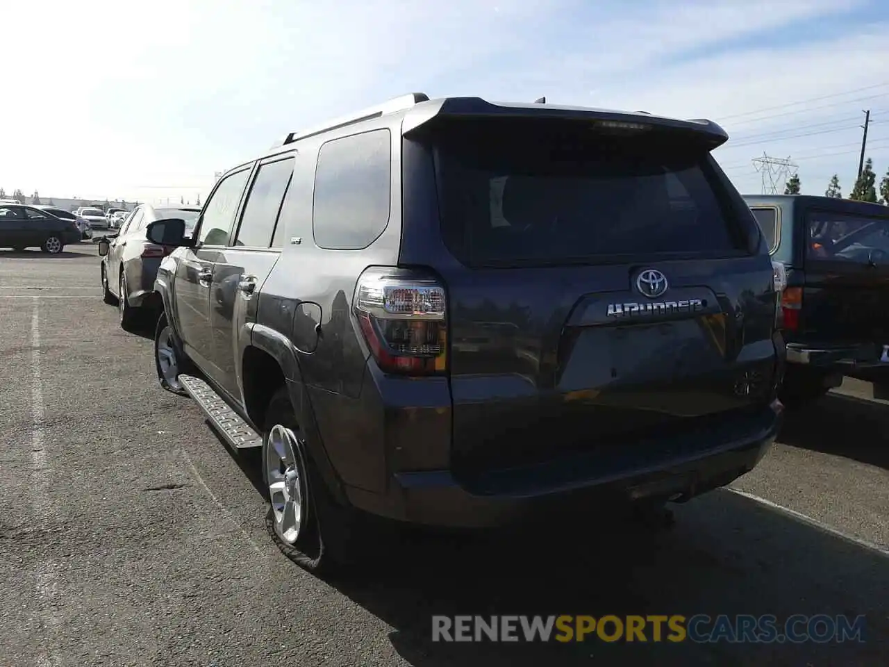 3 Photograph of a damaged car JTEBU5JR3K5682185 TOYOTA 4RUNNER 2019