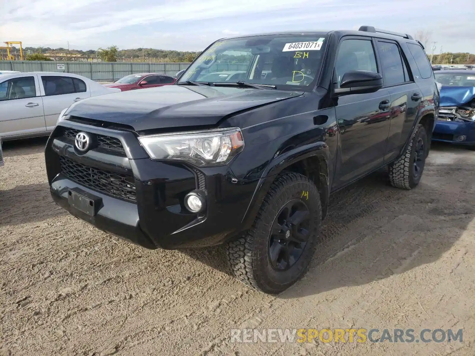 2 Фотография поврежденного автомобиля JTEBU5JR3K5686401 TOYOTA 4RUNNER 2019