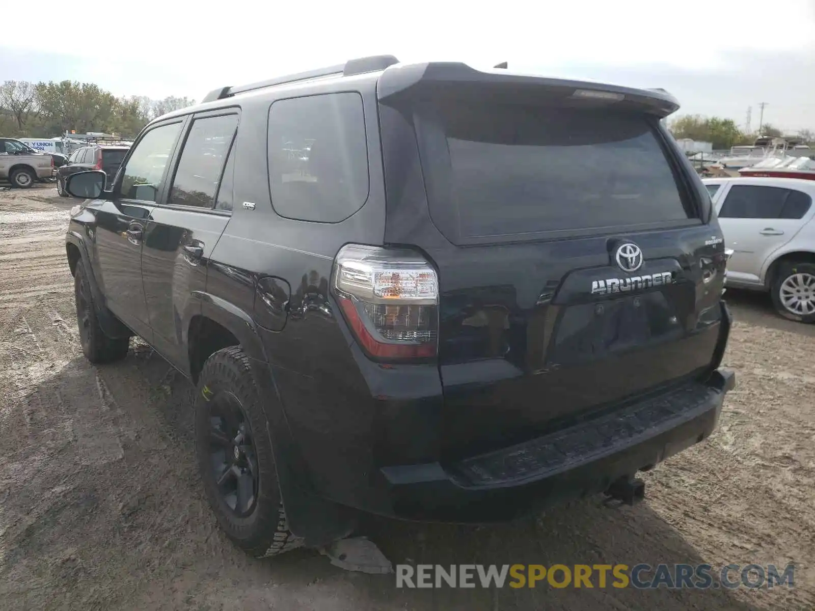 3 Photograph of a damaged car JTEBU5JR3K5686401 TOYOTA 4RUNNER 2019