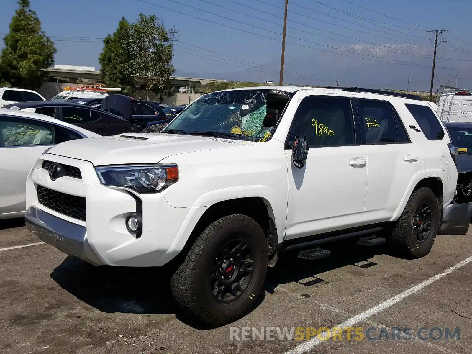 2 Photograph of a damaged car JTEBU5JR3K5689069 TOYOTA 4RUNNER 2019