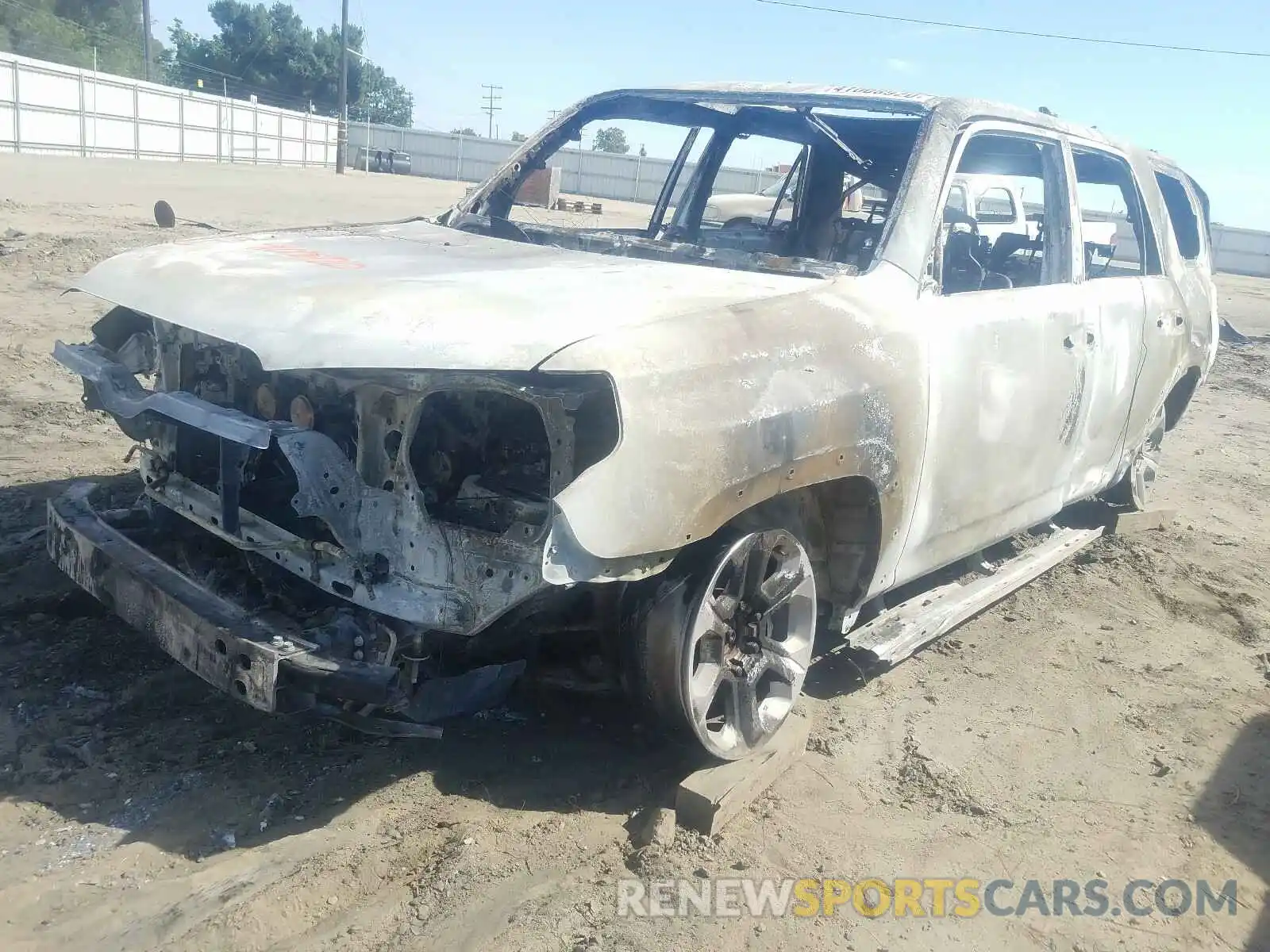 2 Photograph of a damaged car JTEBU5JR3K5691596 TOYOTA 4RUNNER 2019