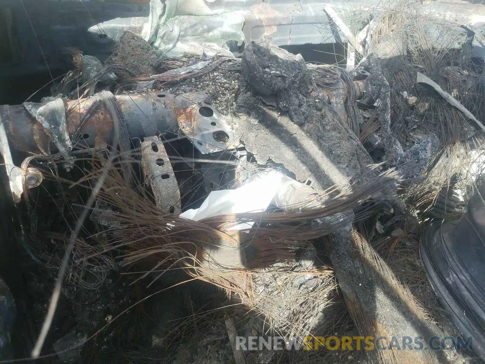 8 Photograph of a damaged car JTEBU5JR3K5691596 TOYOTA 4RUNNER 2019