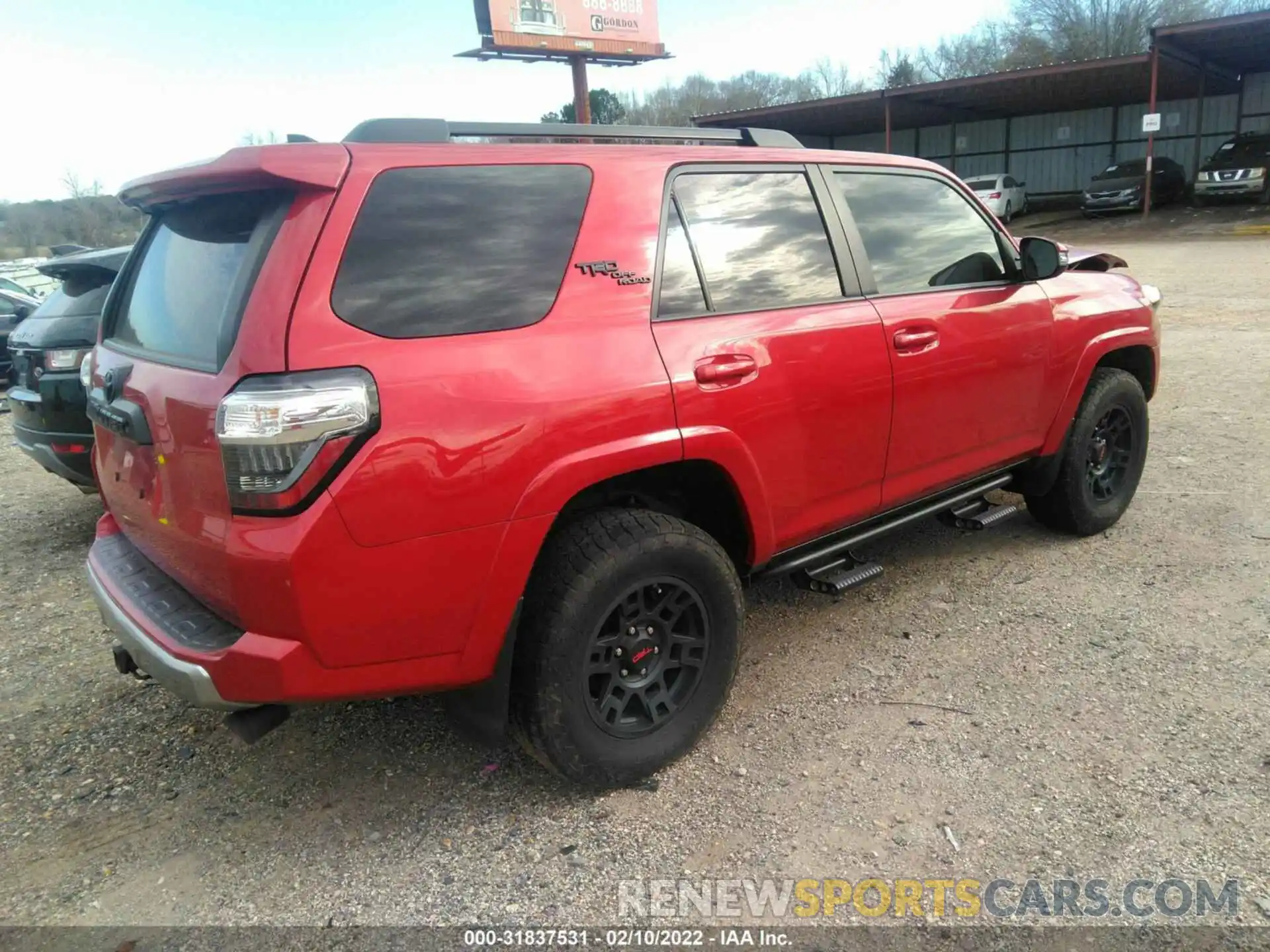 4 Фотография поврежденного автомобиля JTEBU5JR3K5695521 TOYOTA 4RUNNER 2019